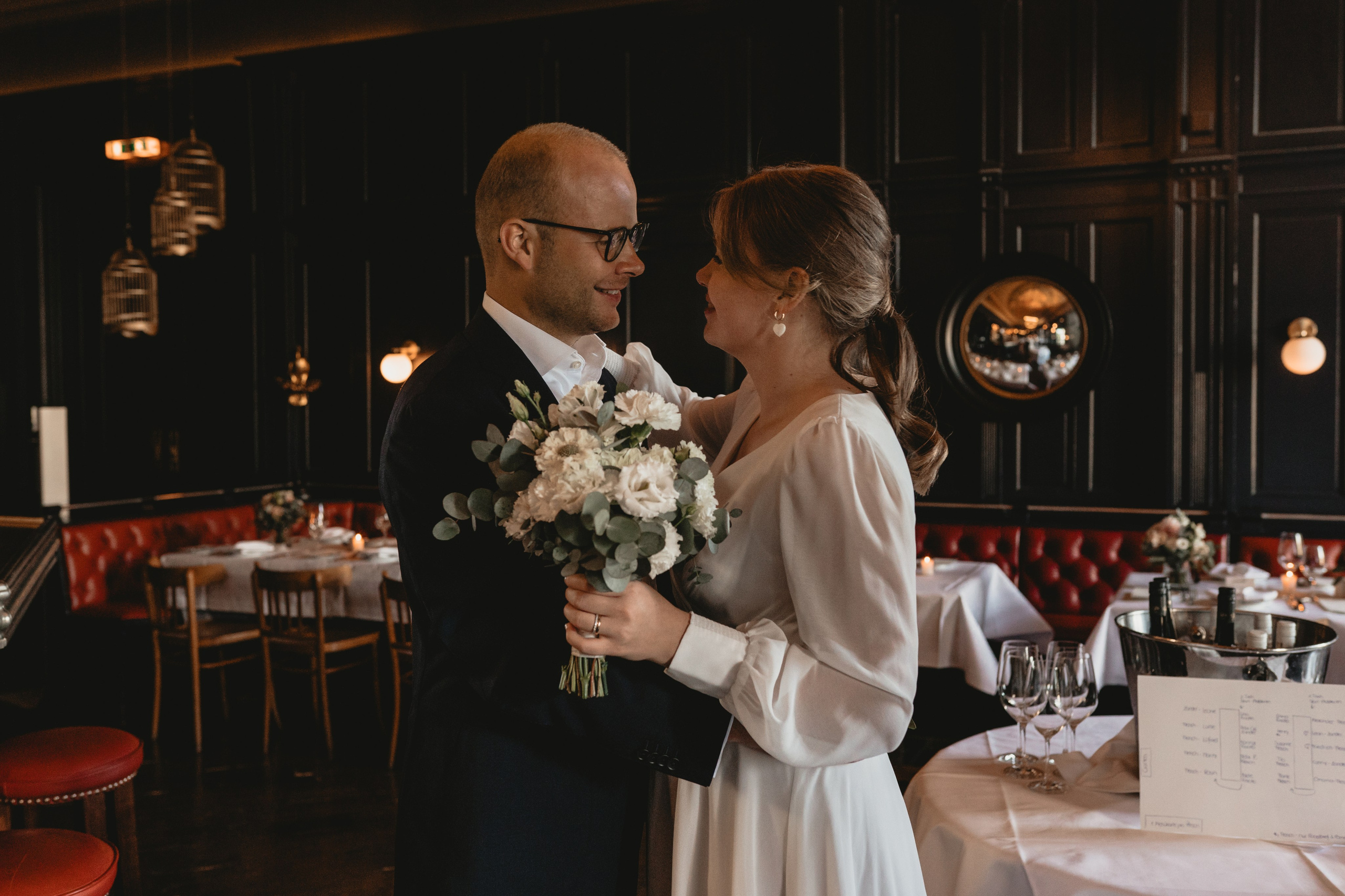 Romantische Hochzeitsfotos in Wiesbaden. Fotografin in Hanau|Frankfurt|Mainz|Iryna Korenkova