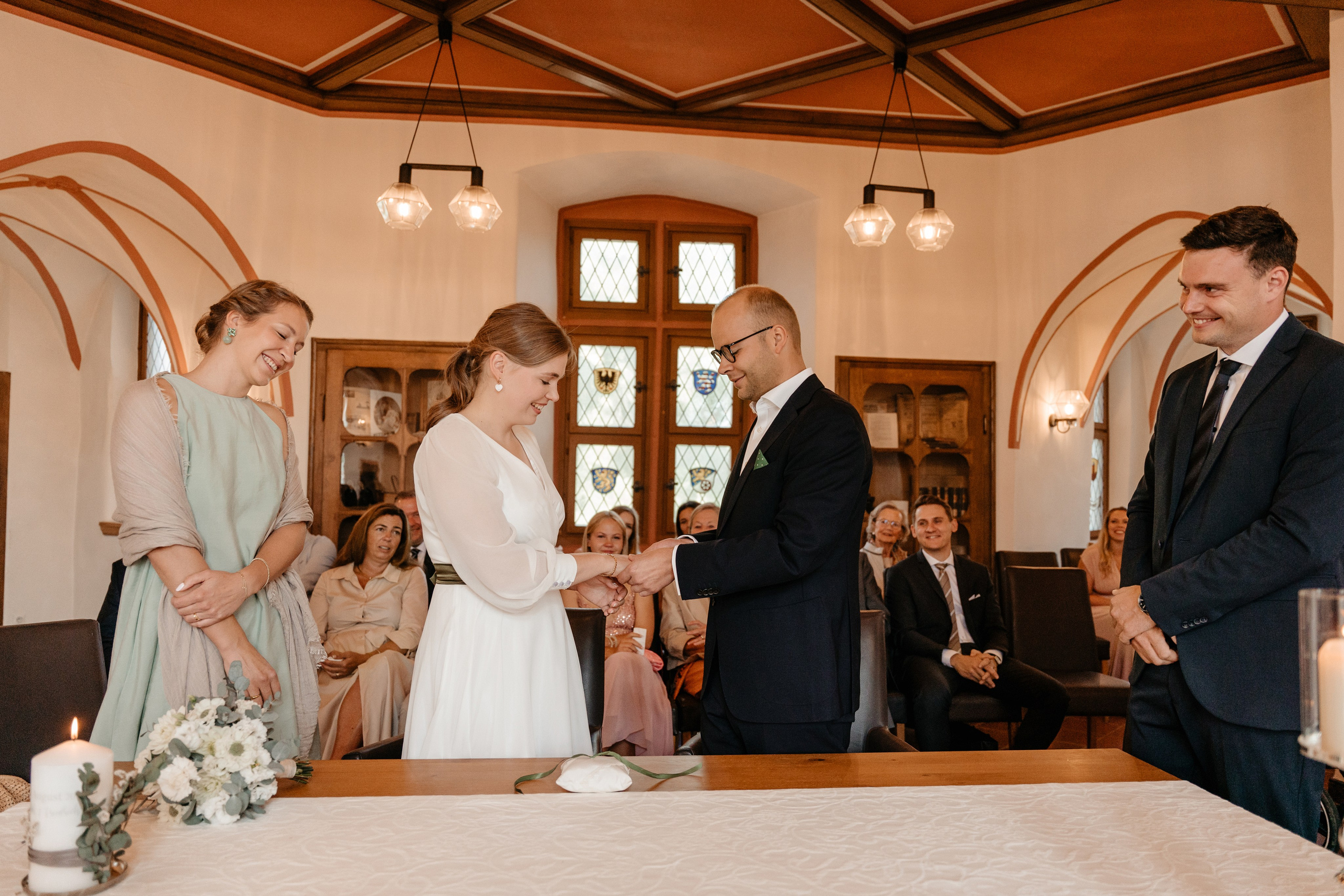 Romantische Hochzeitsfotos in Wiesbaden. Fotografin in Hanau|Frankfurt|Mainz|Iryna Korenkova