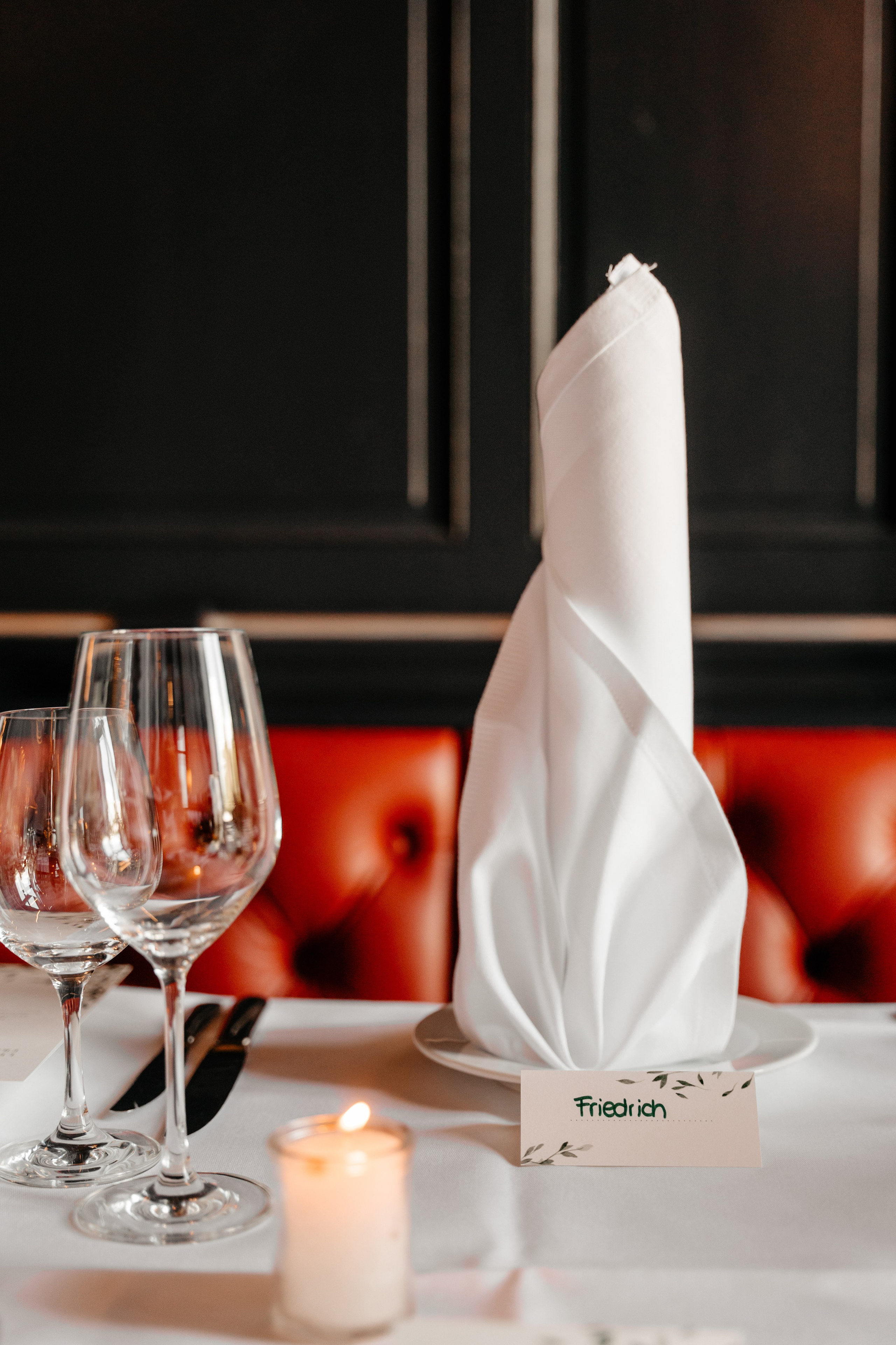 Romantische Hochzeitsfotos in Wiesbaden. Fotografin in Hanau|Frankfurt|Mainz|Iryna Korenkova