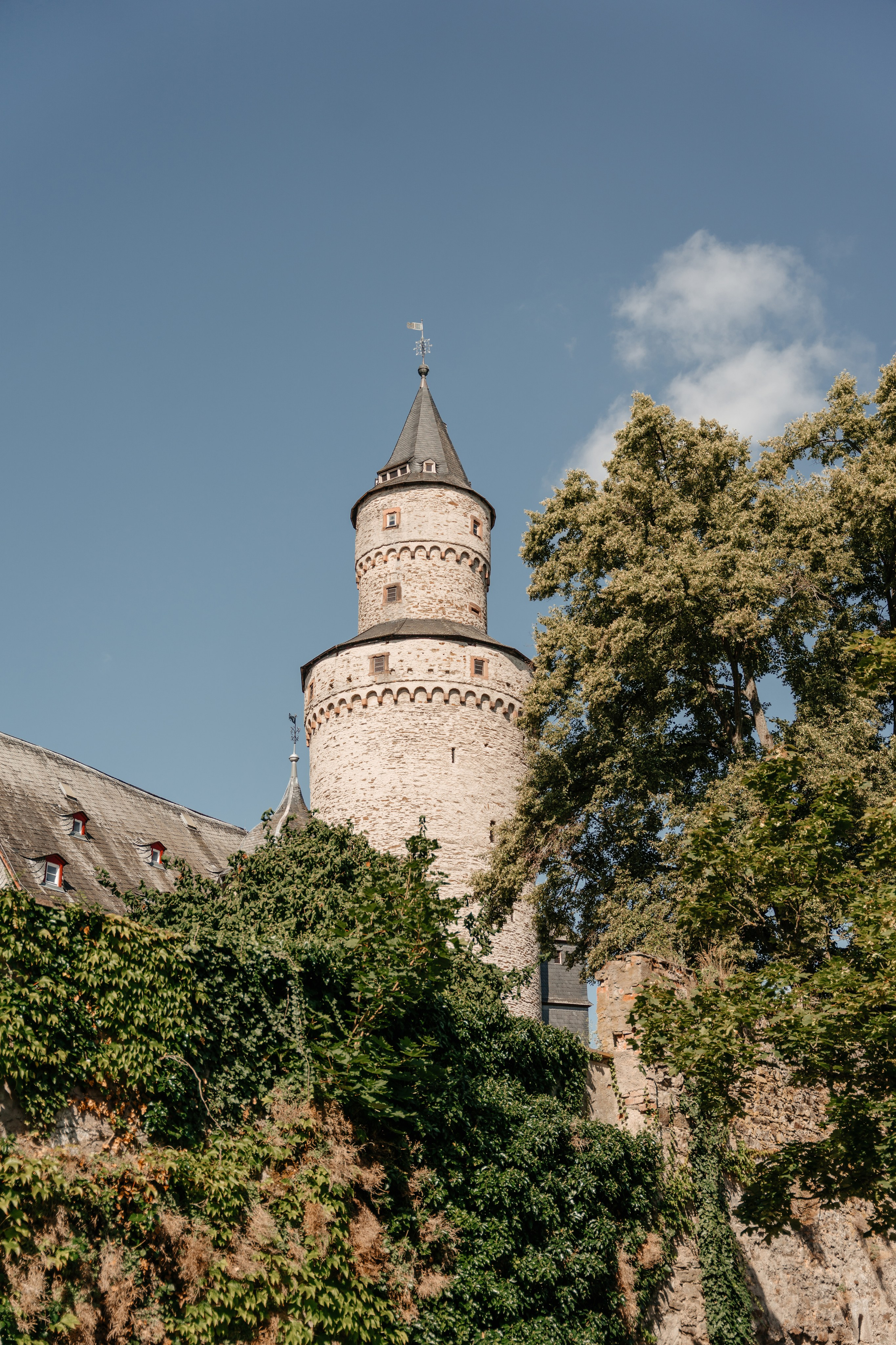 Hochzeit in Idstein, Standesamt Idstein, standesamtliche Hochzeit Idstein, emotionale Fotos Idstein, Hochzeitsfotograf Idstein, Hochzeitsreportage Idstein