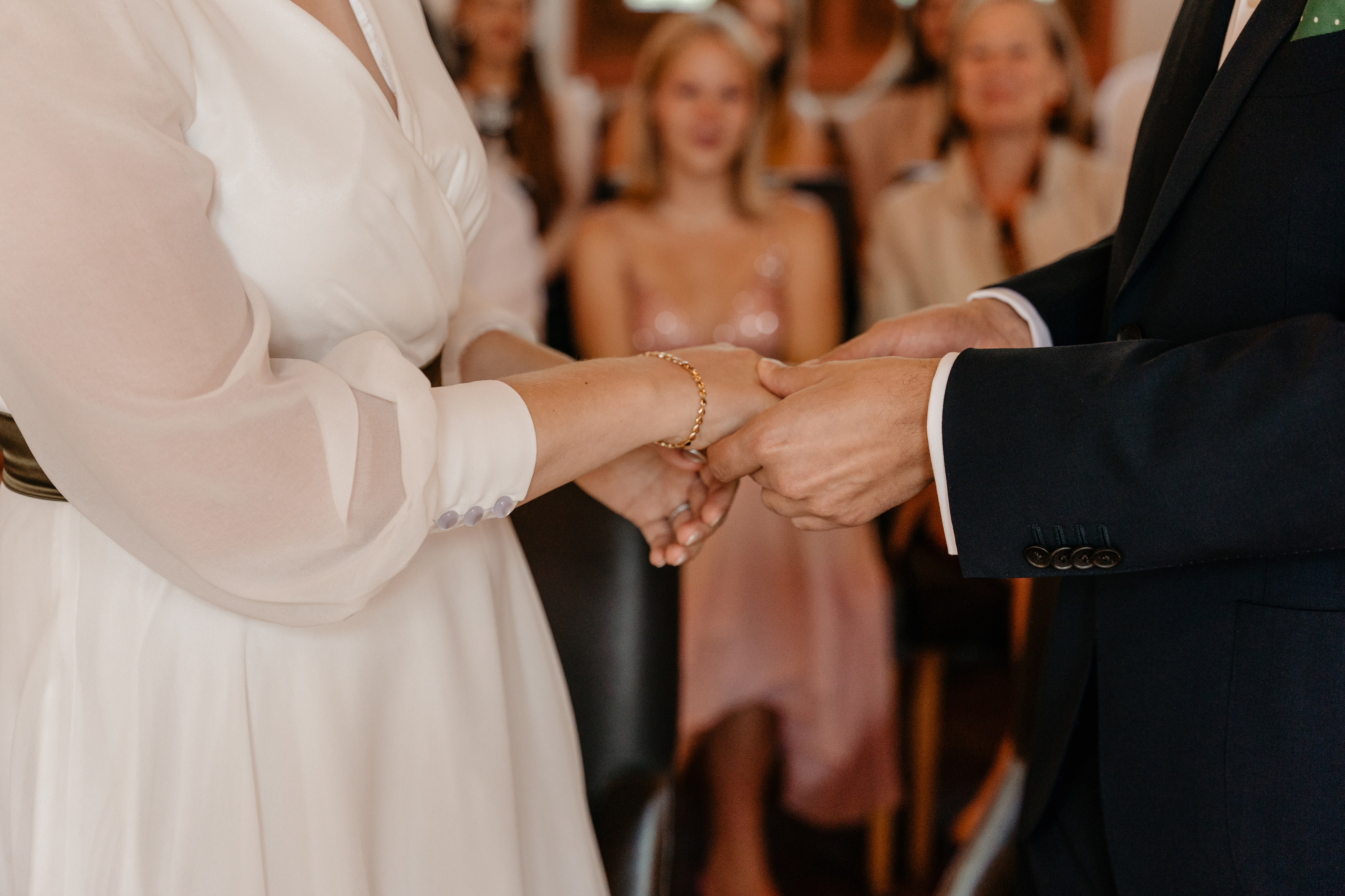 Romantische Hochzeitsfotos in Wiesbaden. Fotografin in Hanau|Frankfurt|Mainz|Iryna Korenkova