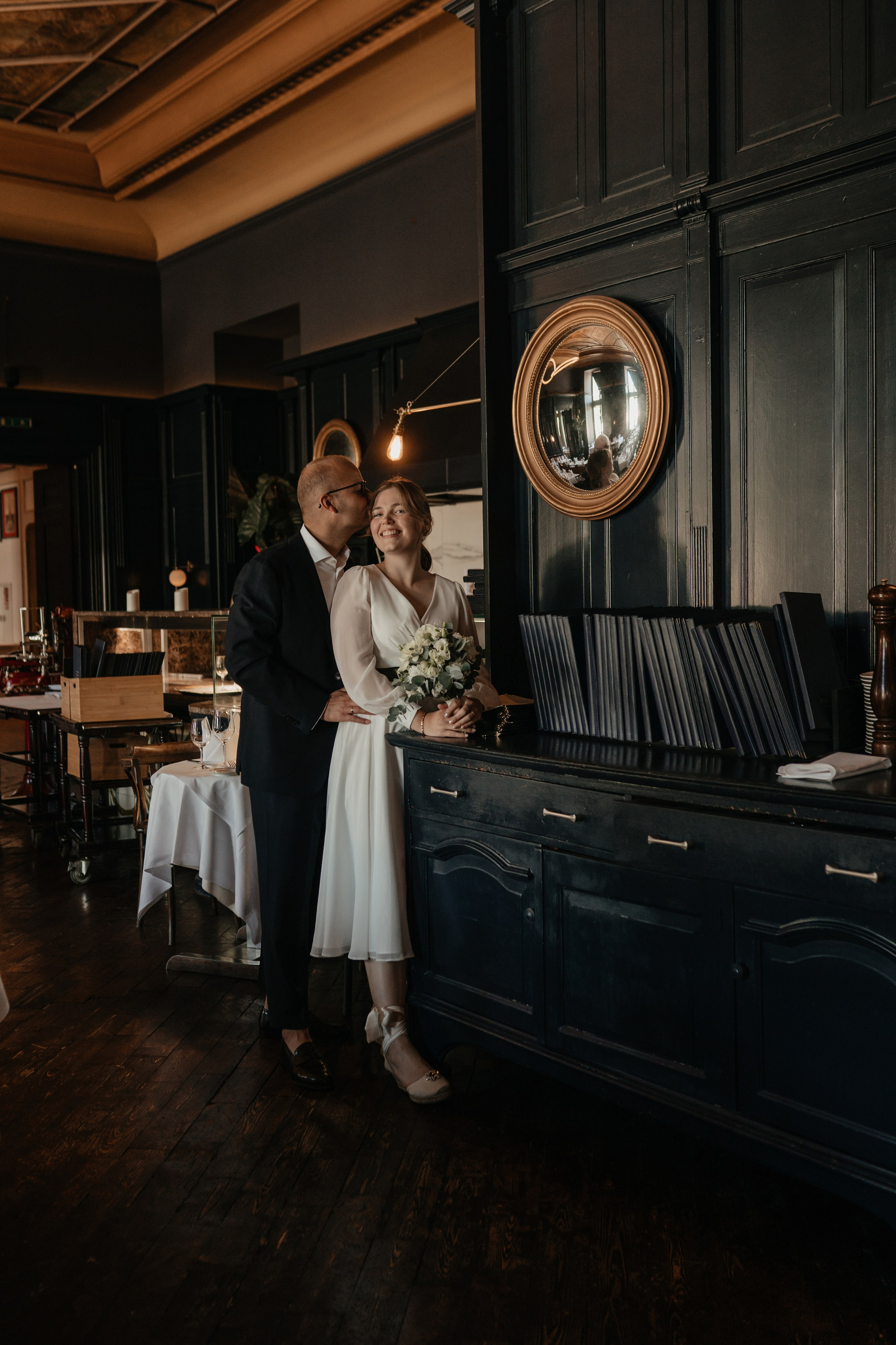 Romantische Hochzeitsfotos in Wiesbaden. Fotografin in Hanau|Frankfurt|Mainz|Iryna Korenkova