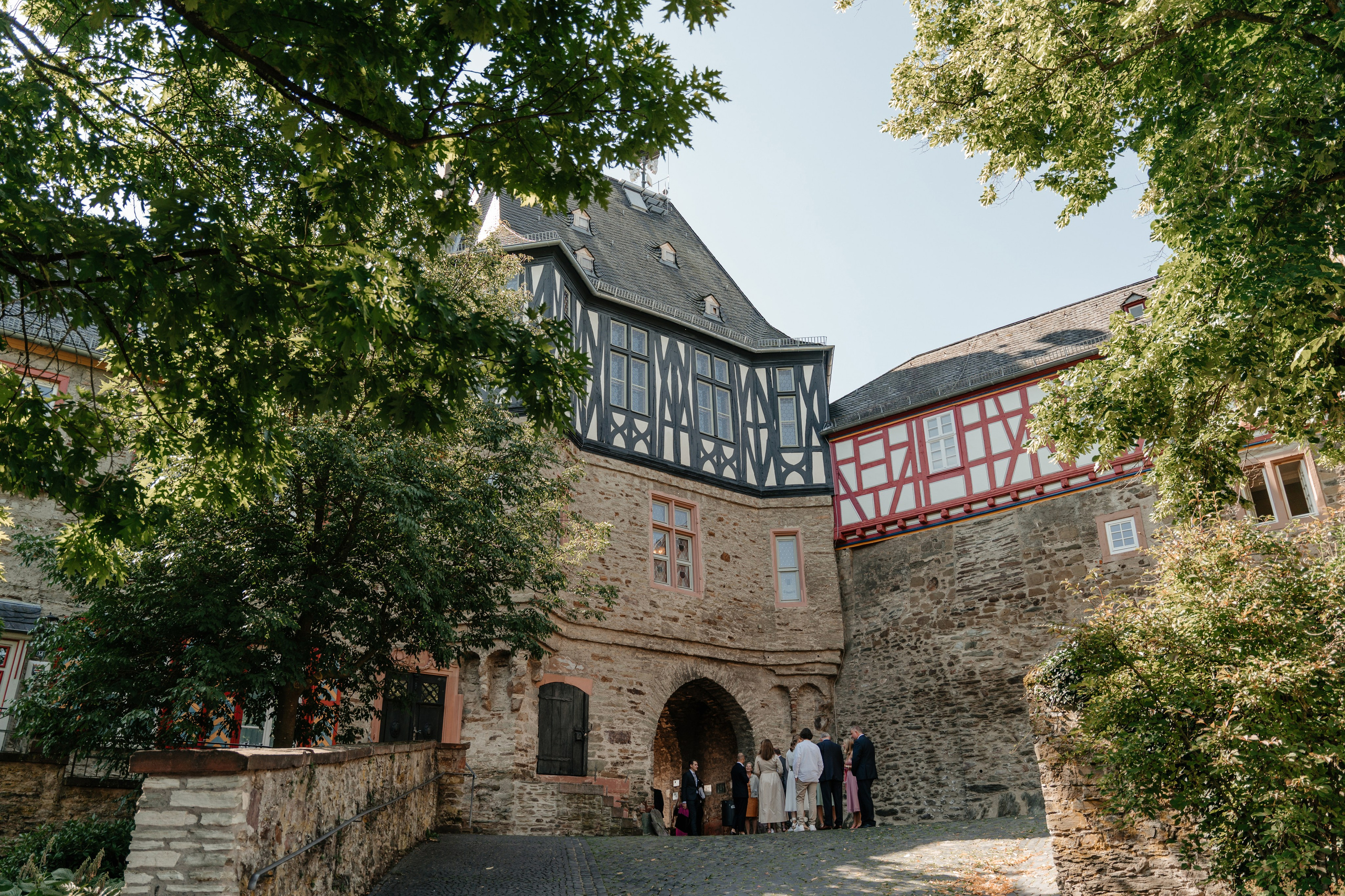 Hochzeit in Idstein, Standesamt Idstein, standesamtliche Hochzeit Idstein, emotionale Fotos Idstein, Hochzeitsfotograf Idstein, Hochzeitsreportage Idstein