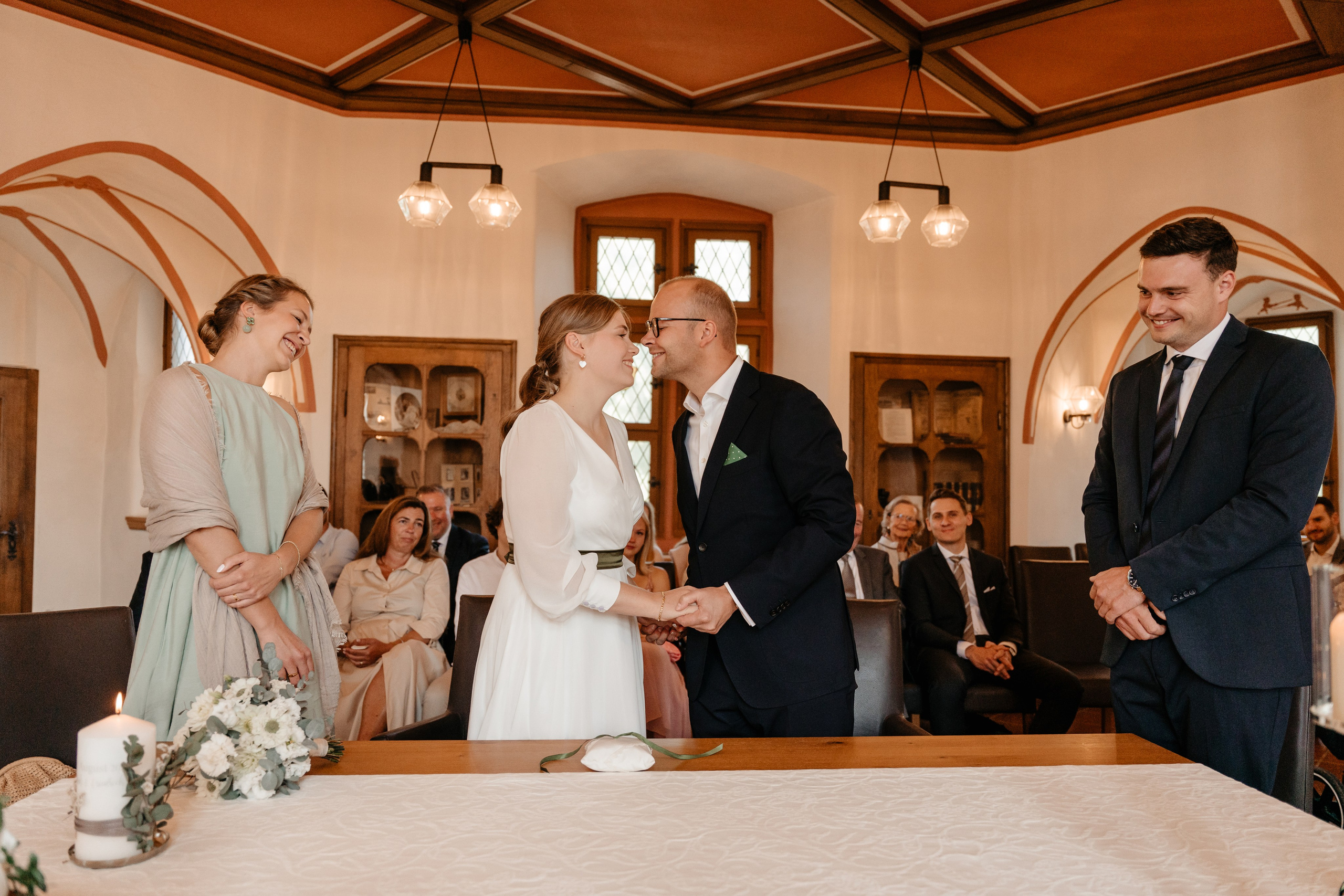 Romantische Hochzeitsfotos in Wiesbaden. Fotografin in Hanau|Frankfurt|Mainz|Iryna Korenkova