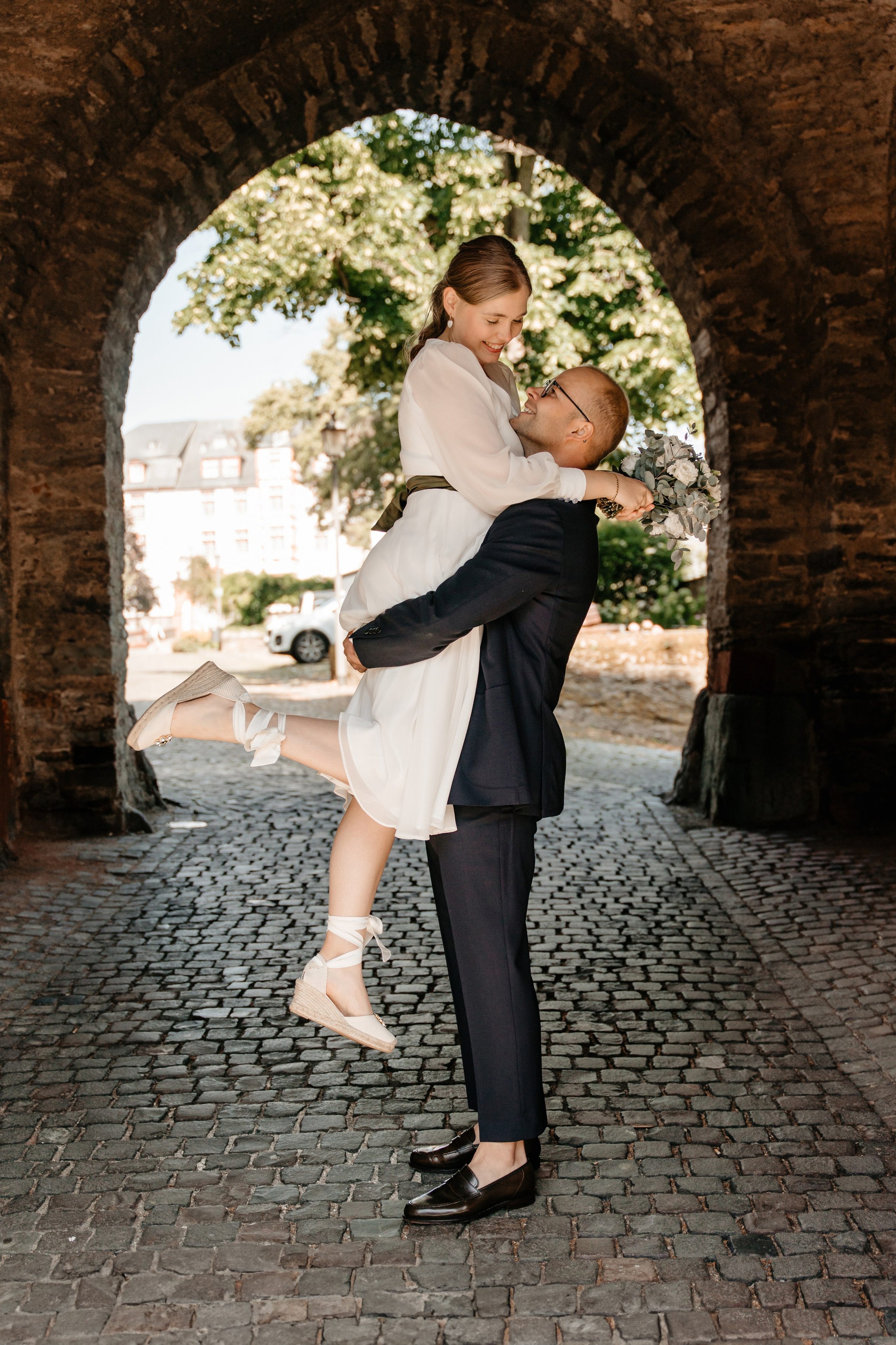 Romantische Hochzeitsfotos in Wiesbaden. Fotografin in Hanau|Frankfurt|Mainz|Iryna Korenkova