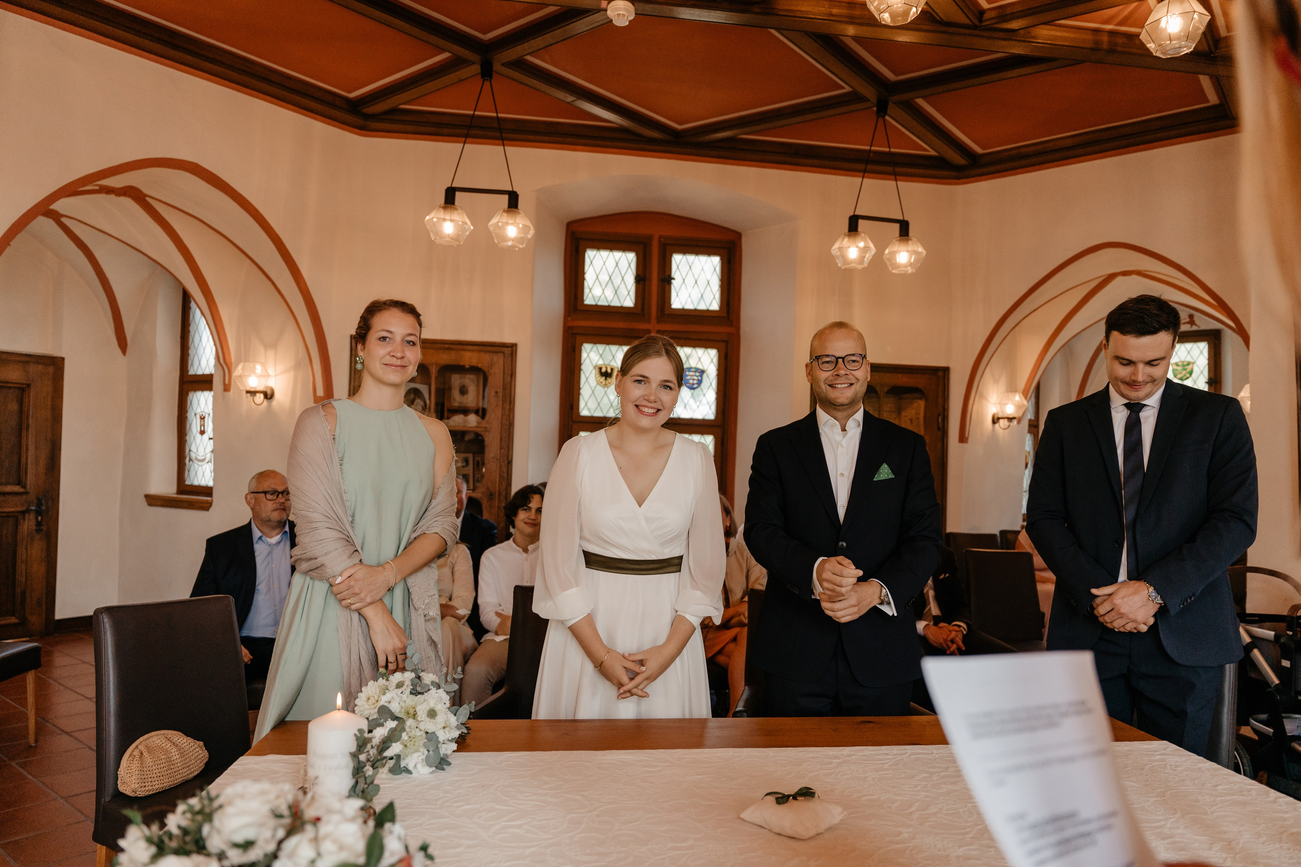 Romantische Hochzeitsfotos in Wiesbaden. Fotografin in Hanau|Frankfurt|Mainz|Iryna Korenkova