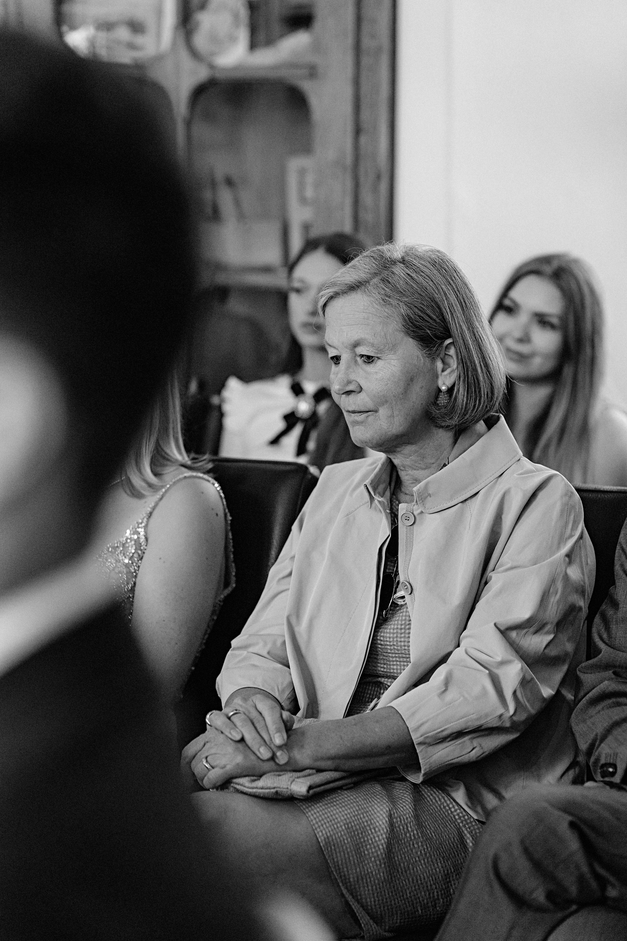 Romantische Hochzeitsfotos in Wiesbaden. Fotografin in Hanau|Frankfurt|Mainz|Iryna Korenkova