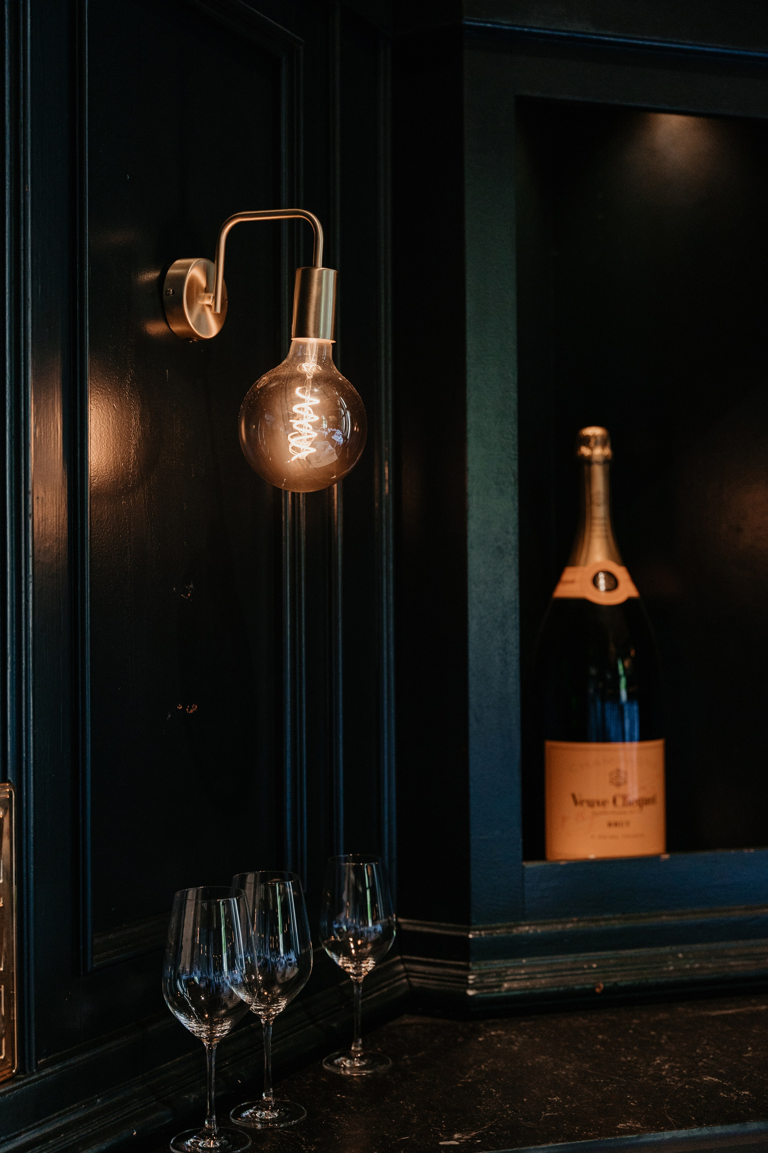 Romantische Hochzeitsfotos in Wiesbaden. Fotografin in Hanau|Frankfurt|Mainz|Iryna Korenkova