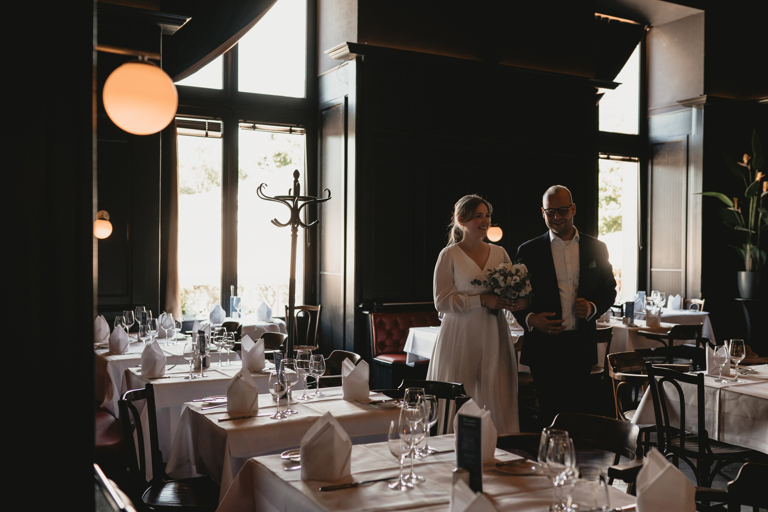 Romantische Hochzeitsfotos in Wiesbaden. Fotografin in Hanau|Frankfurt|Mainz|Iryna Korenkova