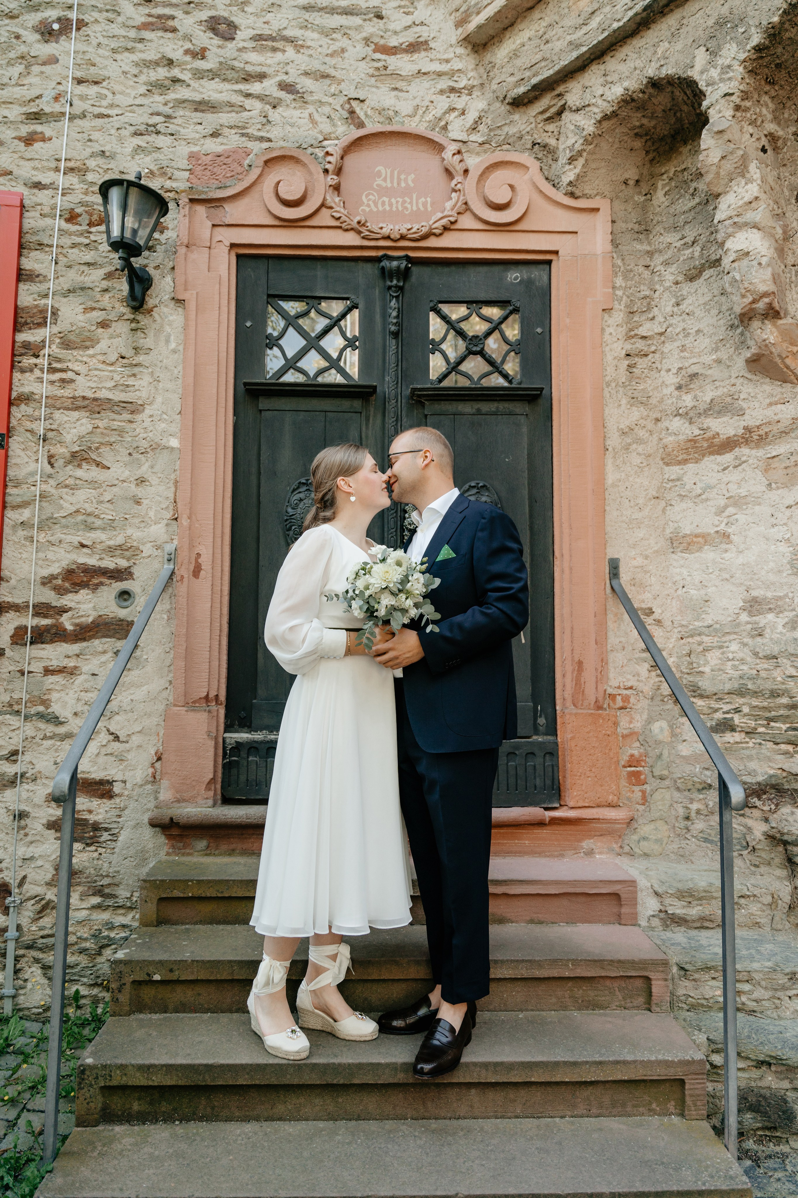 Romantische Hochzeitsfotos in Wiesbaden. Fotografin in Hanau|Frankfurt|Mainz|Iryna Korenkova