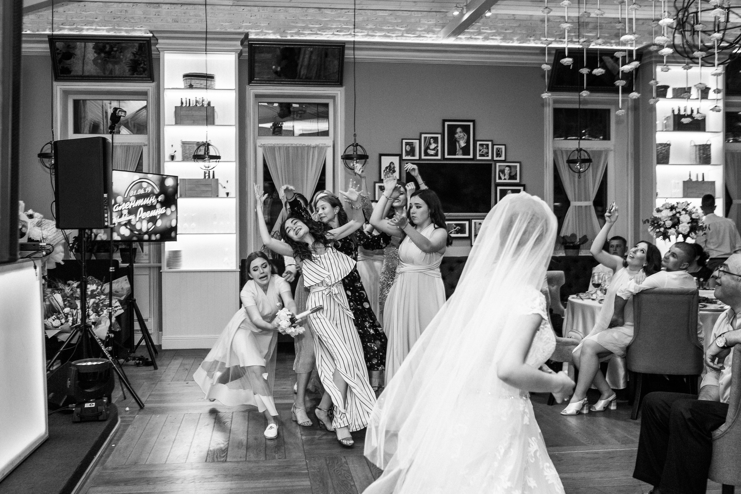 Свадьба Регины и Валентина — Свадебный фотограф Запорожье Photoduet Su. Свадебный фотограф в Запорожье Photoduet Sunday