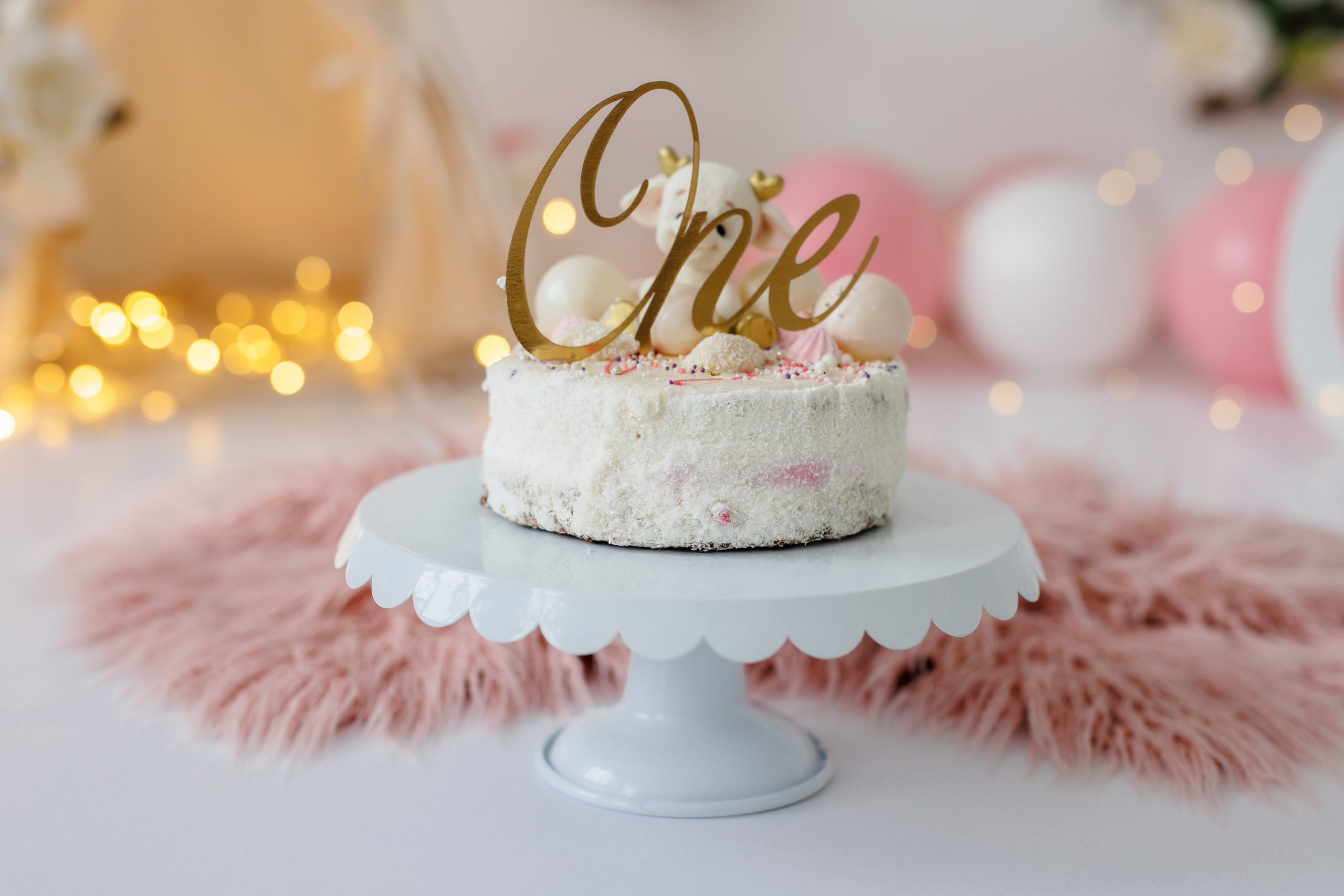 Фотосесія в перший День народження. Фотограф Тетяна Бродзяк