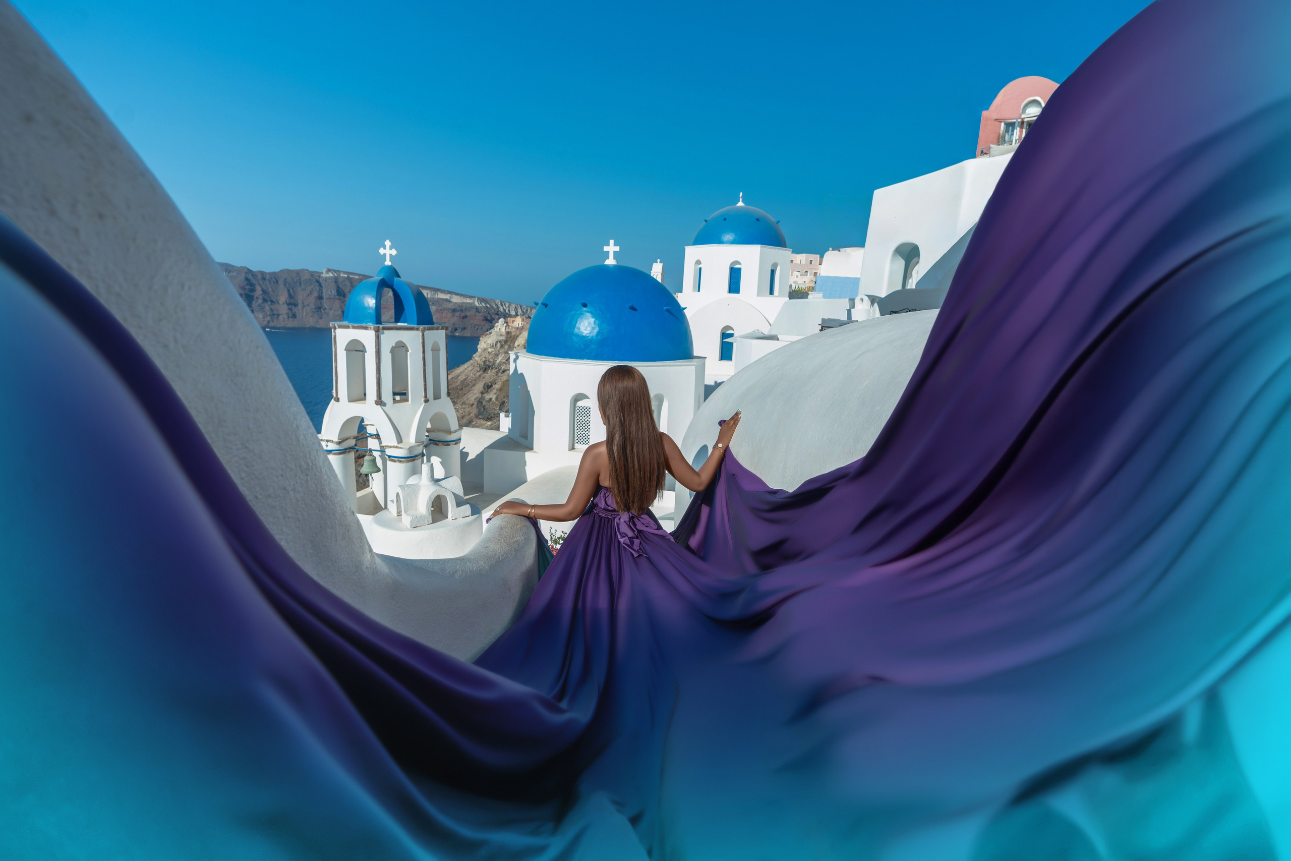 Famille par Sokolove photographe de Santorin. Photographe vidéaste à Santorin|Séances photos de Robe volante Santorin|