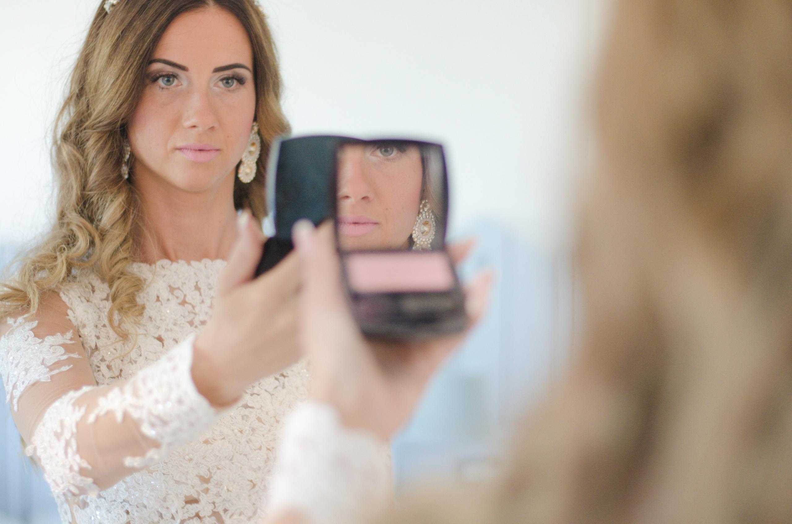 Wedding Archives start 2014. Photographe vidéaste à Santorin|Séances photos de Robe volante Santorin|