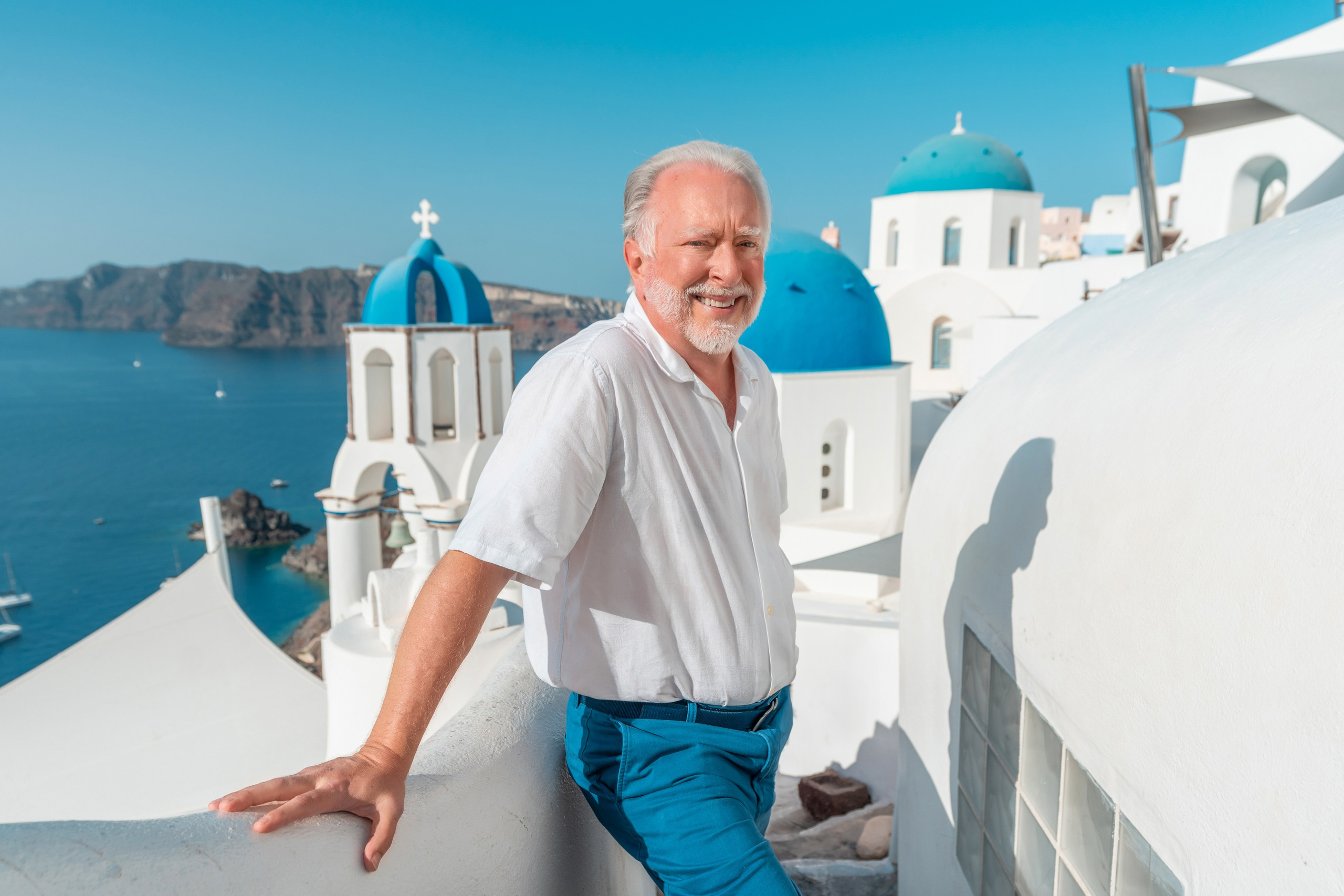 Why a Photoshoot Is the Perfect Way to Celebrate Life’s Biggest Moments in Santorini. Photographer in Santorini SokoLOVE Alex| Flying Dress Santorini