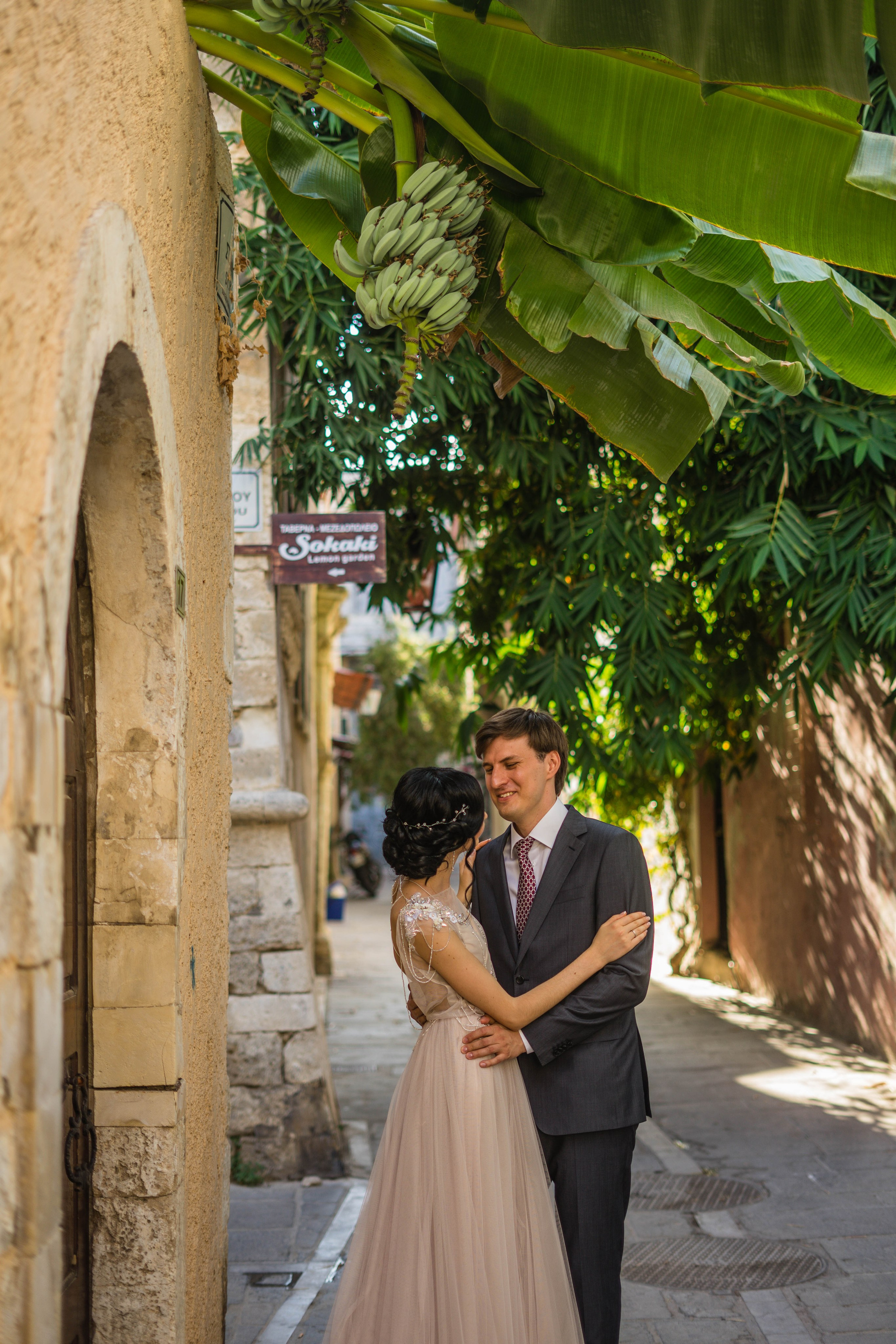 Wedding Archives start 2014. Photographe vidéaste à Santorin|Séances photos de Robe volante Santorin|
