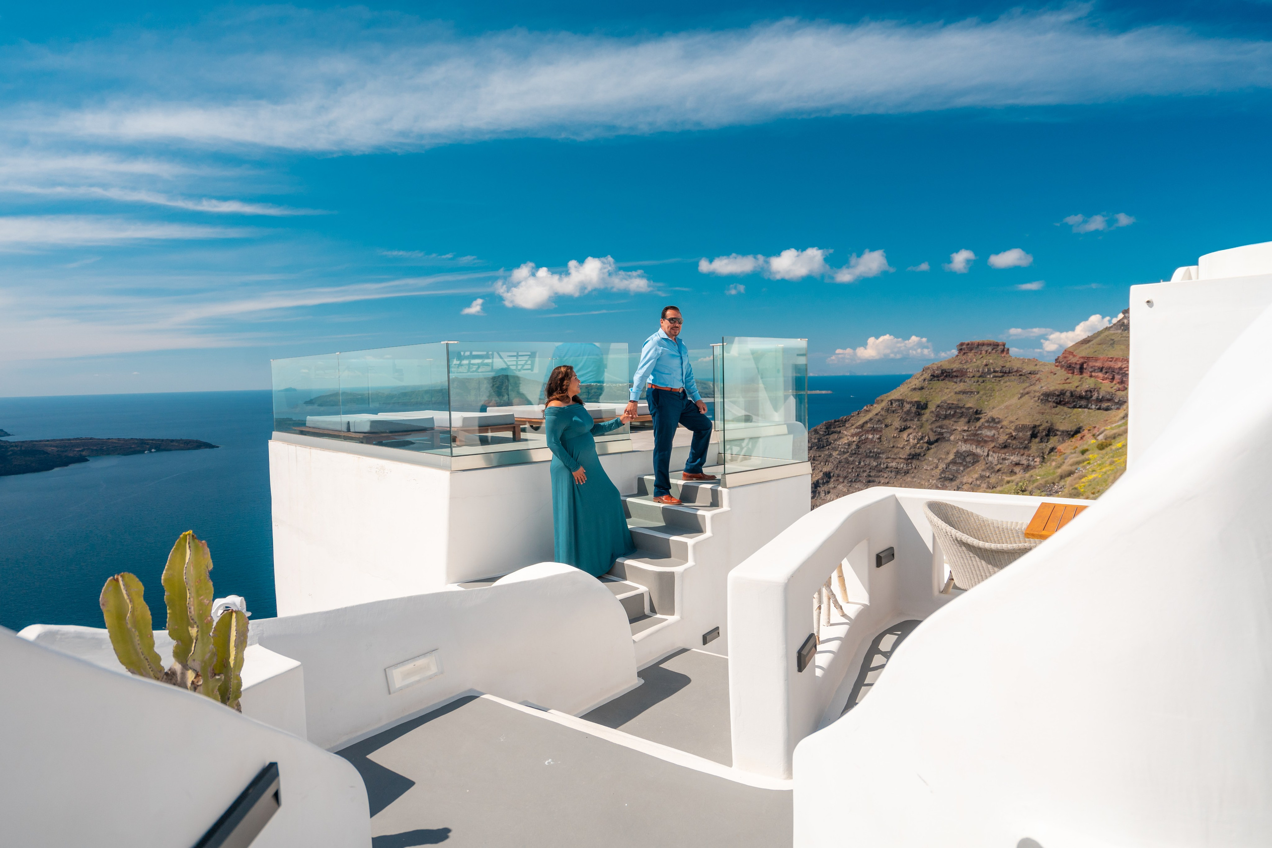 Photoshoot locations in Santorini, photo by SokoLOVE. Photographer in Santorini SokoLOVE Alex| Flying Dress Santorini