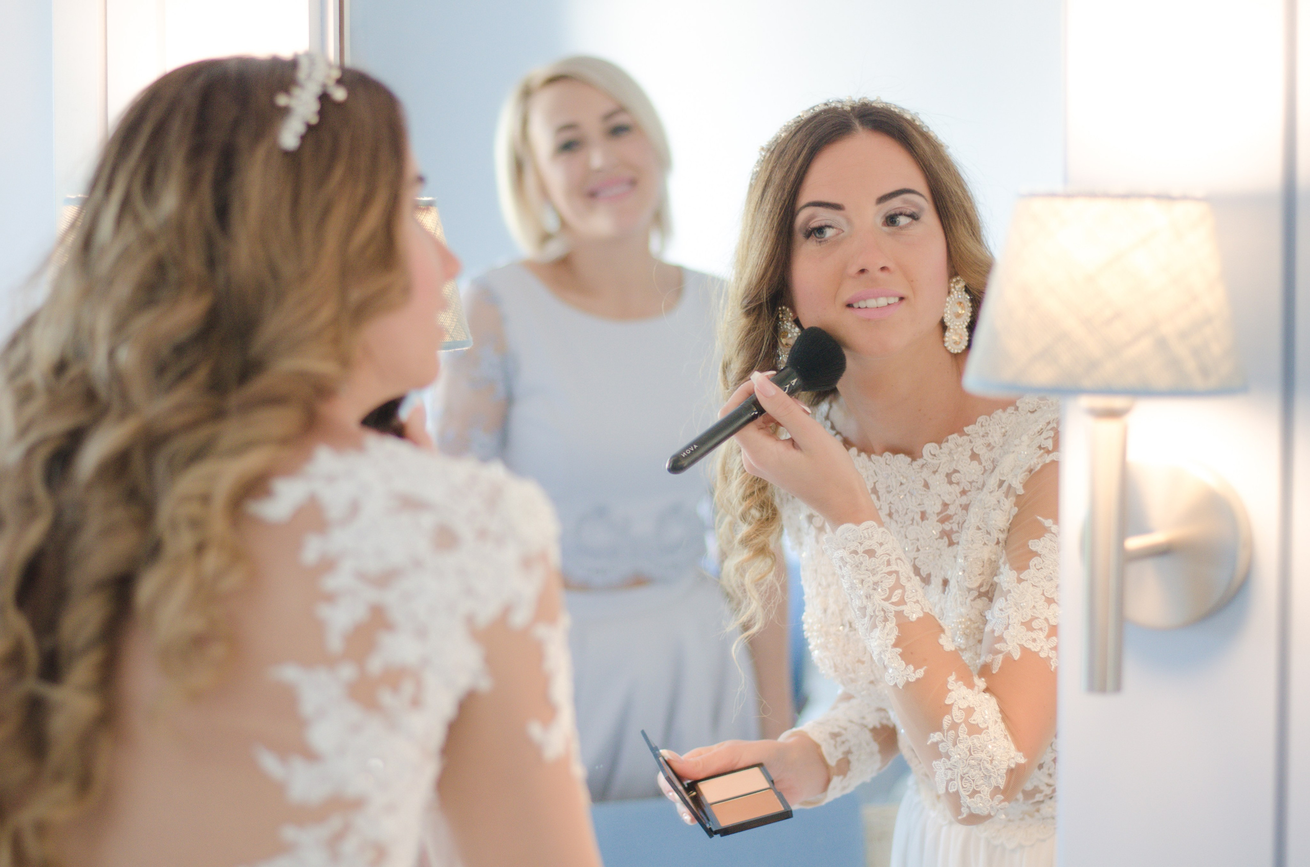 Wedding Archives start 2014. Photographe vidéaste à Santorin|Séances photos de Robe volante Santorin|