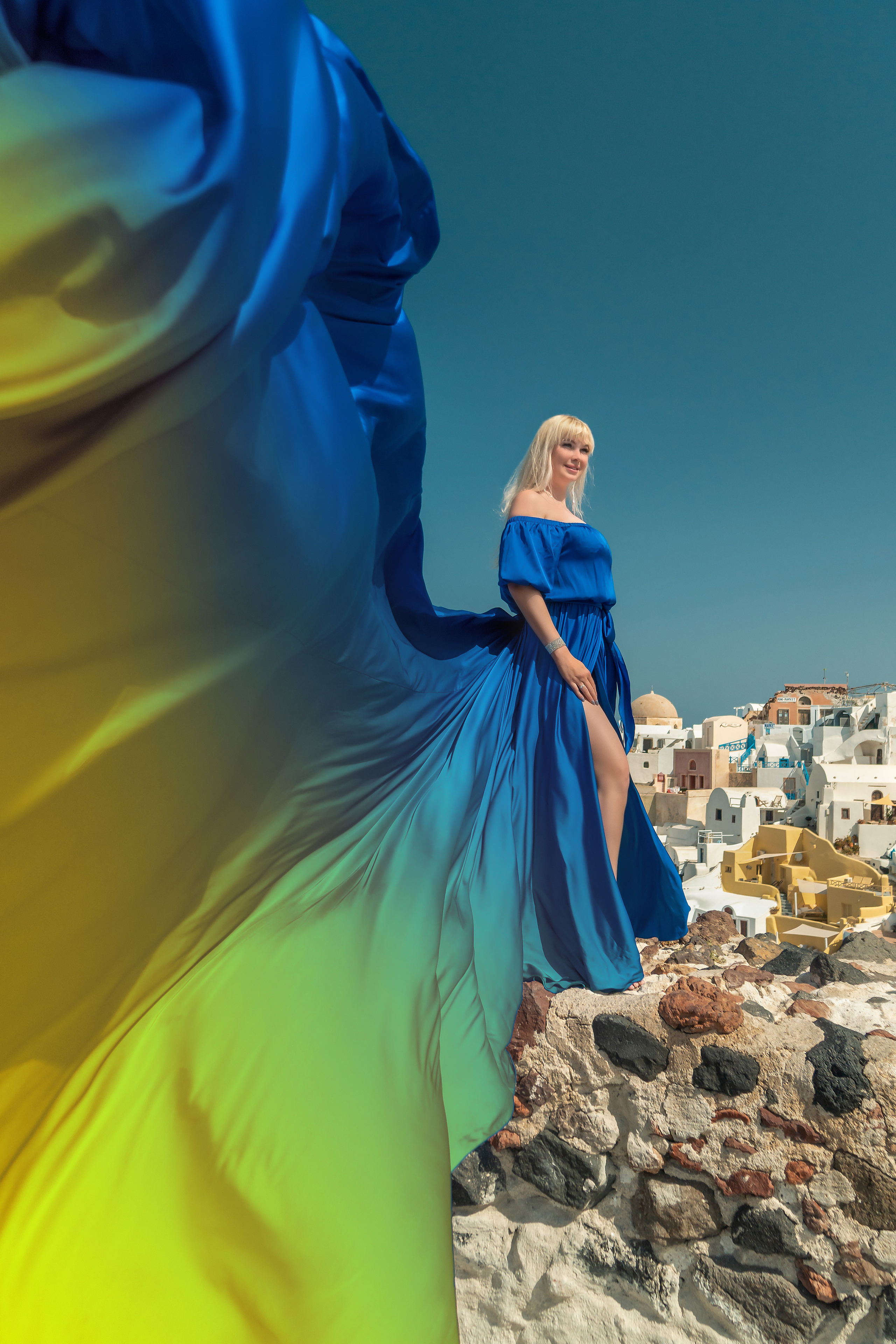 Photo session in Oia, Santorini
