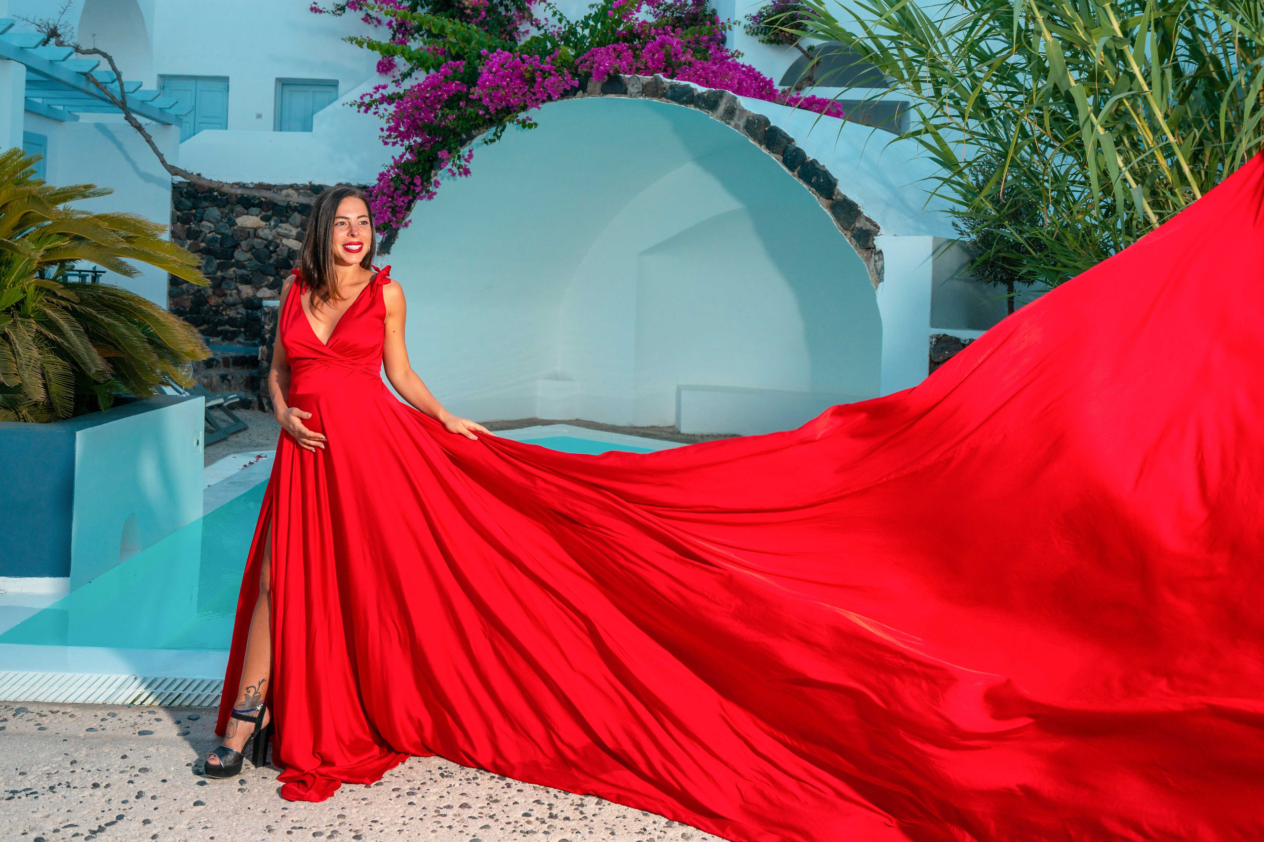 Flying Dress Photo Session for Pregnant Women — Maternity Photoshoot in Santorini. Photographer in Santorini SokoLOVE Alex| Flying Dress Santorini