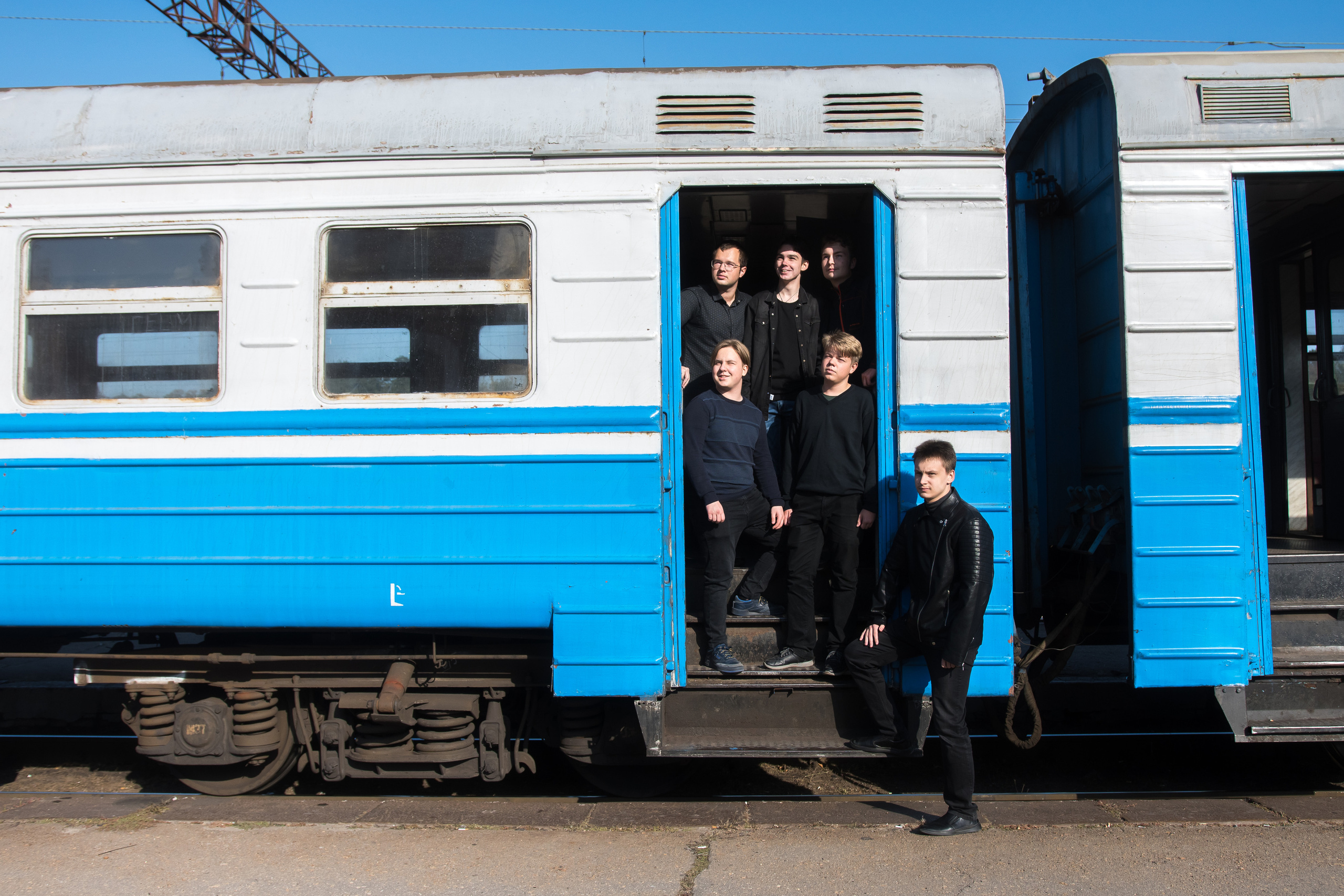 Новотаврическая школа в Дубовке 11 класс. Випускні альбоми Олега Кононова