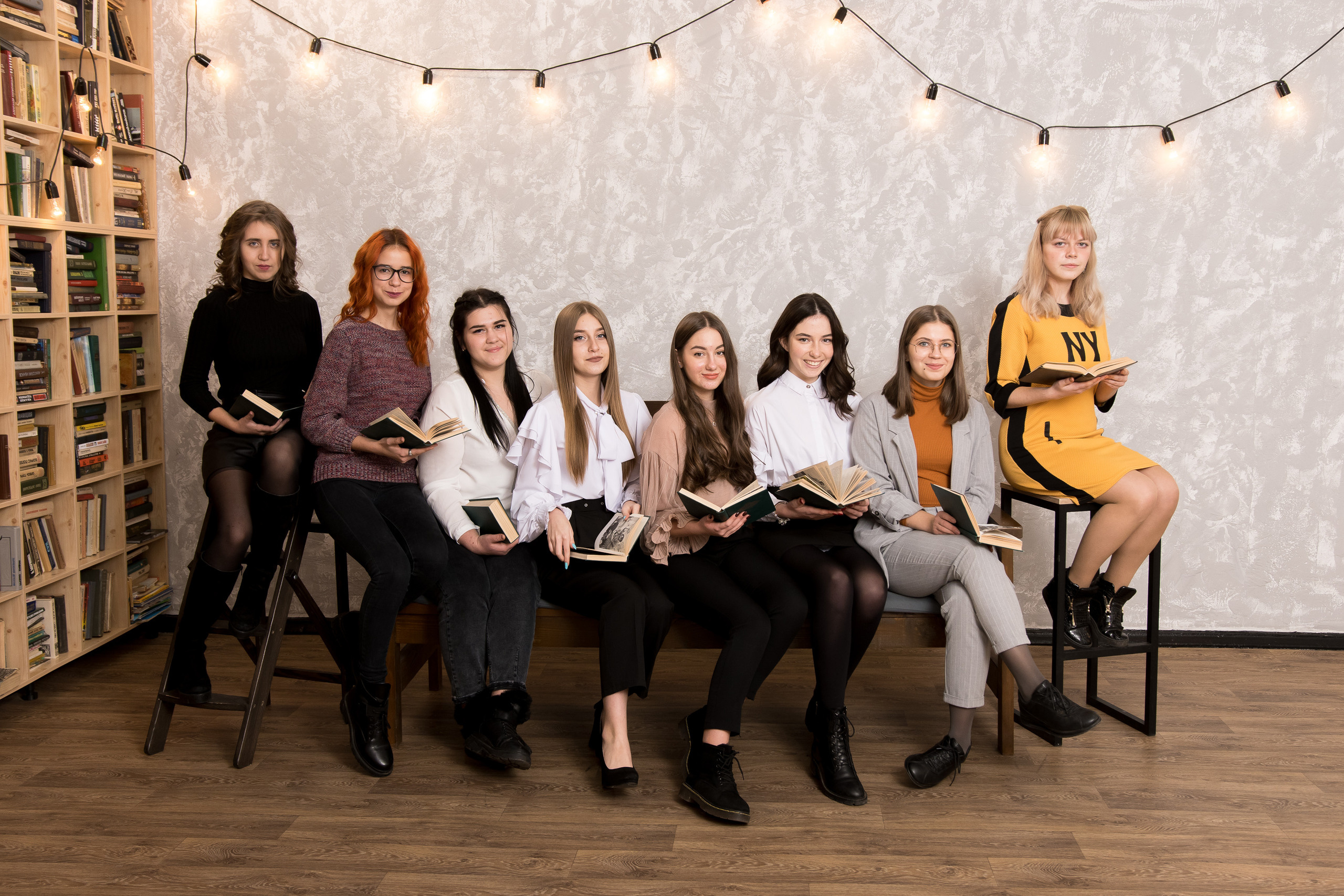 Максимовка 9 класс зимняя фотосессия. Випускні альбоми Олега Кононова