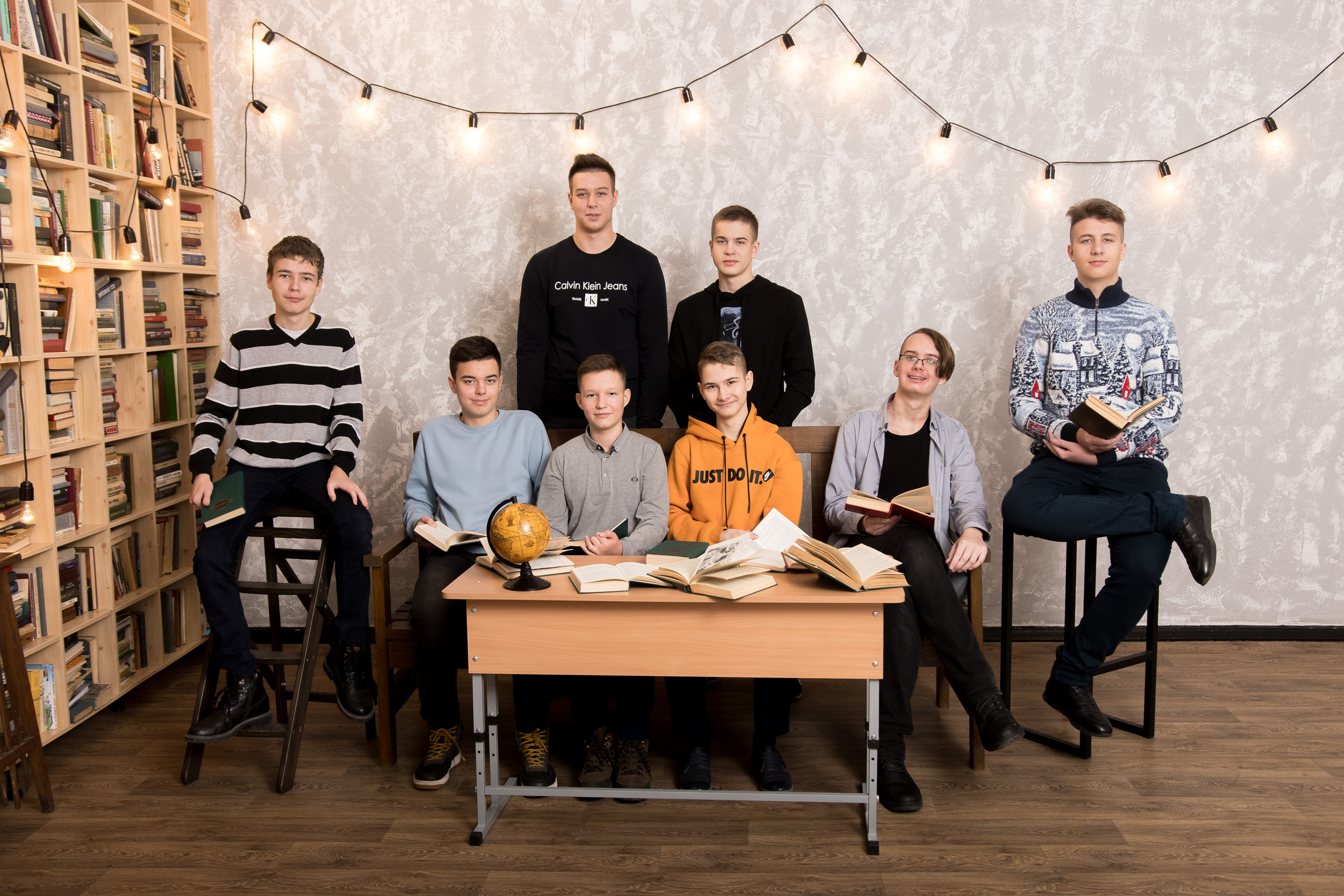Максимовка 9 класс зимняя фотосессия. Випускні альбоми Олега Кононова