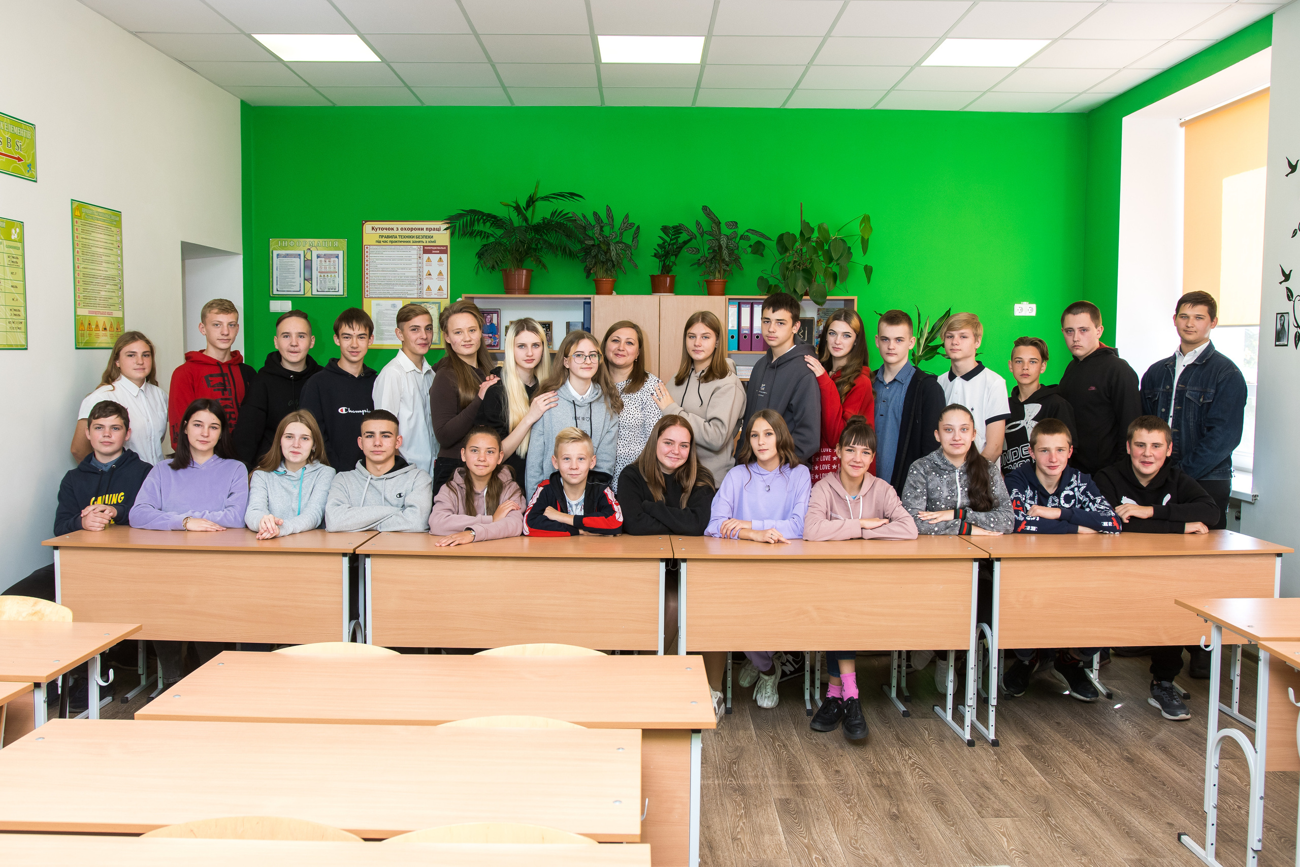 № 69 9Г пикник на Хортице. Випускні альбоми Олега Кононова