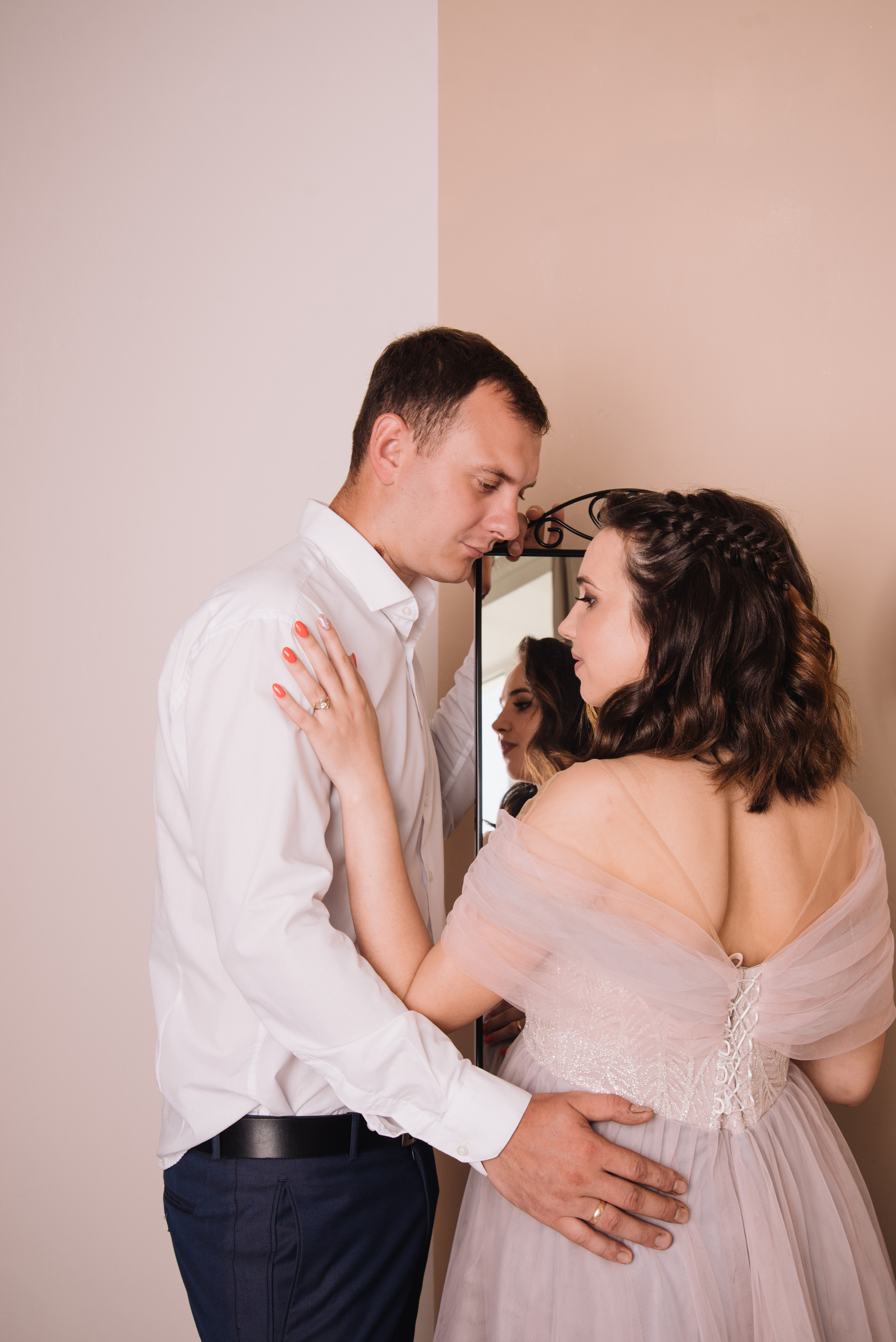 Фотосесія вагітності у студії. Фотограф Анастасія Залужна | Манхайм