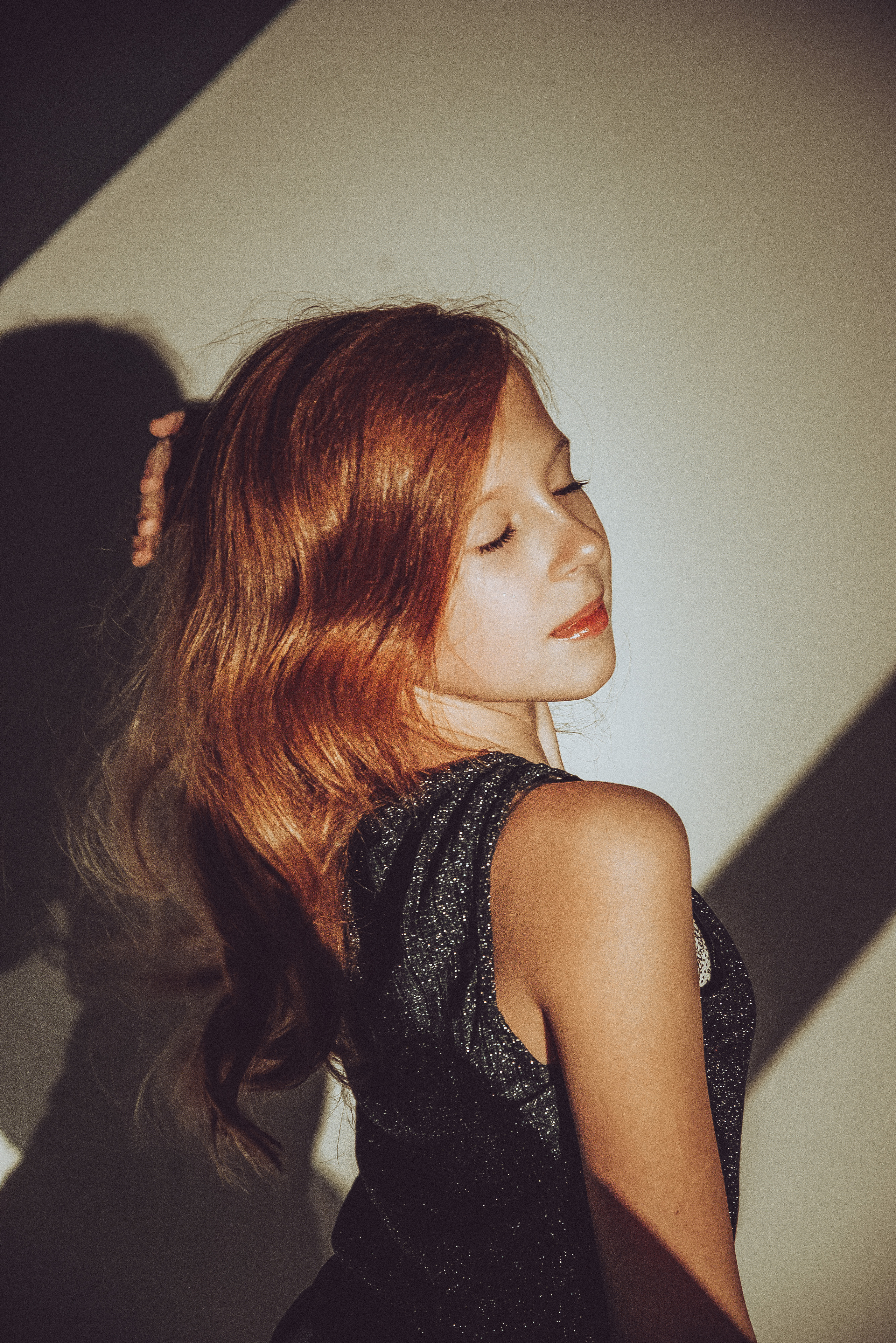 Фотосесія з масками гобо. Фотограф Анастасія Залужна | Манхайм