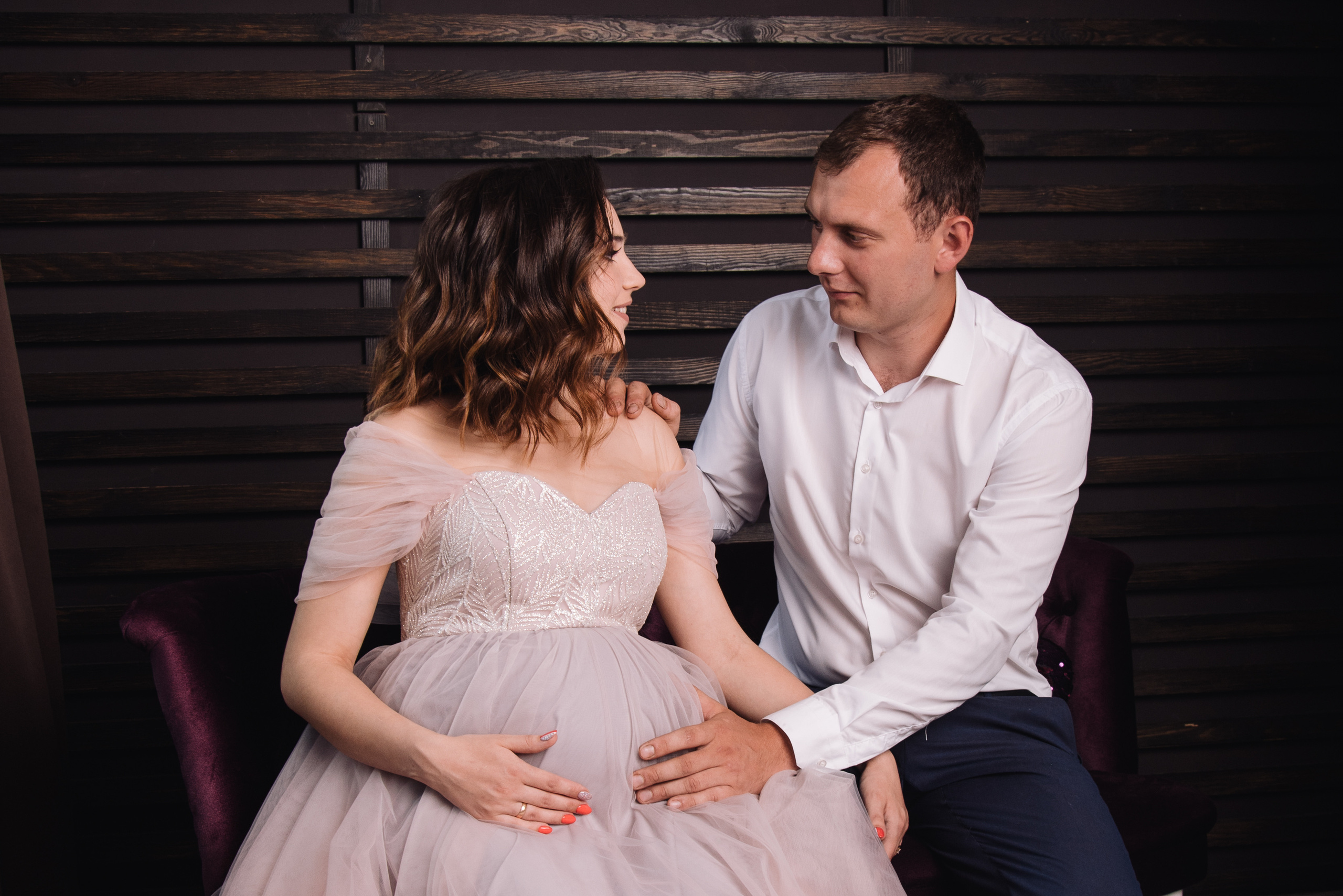 Фотосесія вагітності у студії. Фотограф Анастасія Залужна | Манхайм