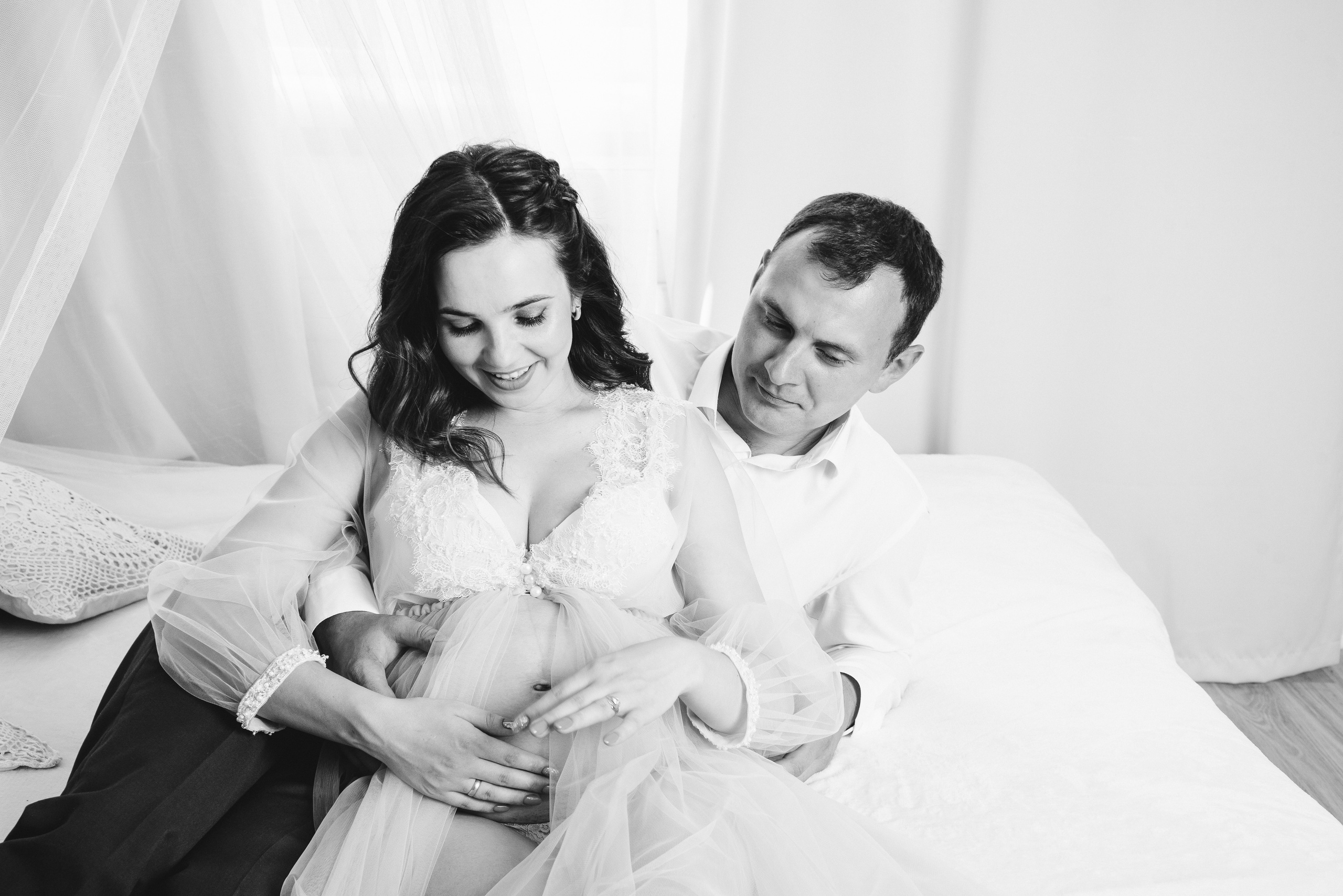 Фотосесія вагітності у студії. Фотограф Анастасія Залужна | Манхайм