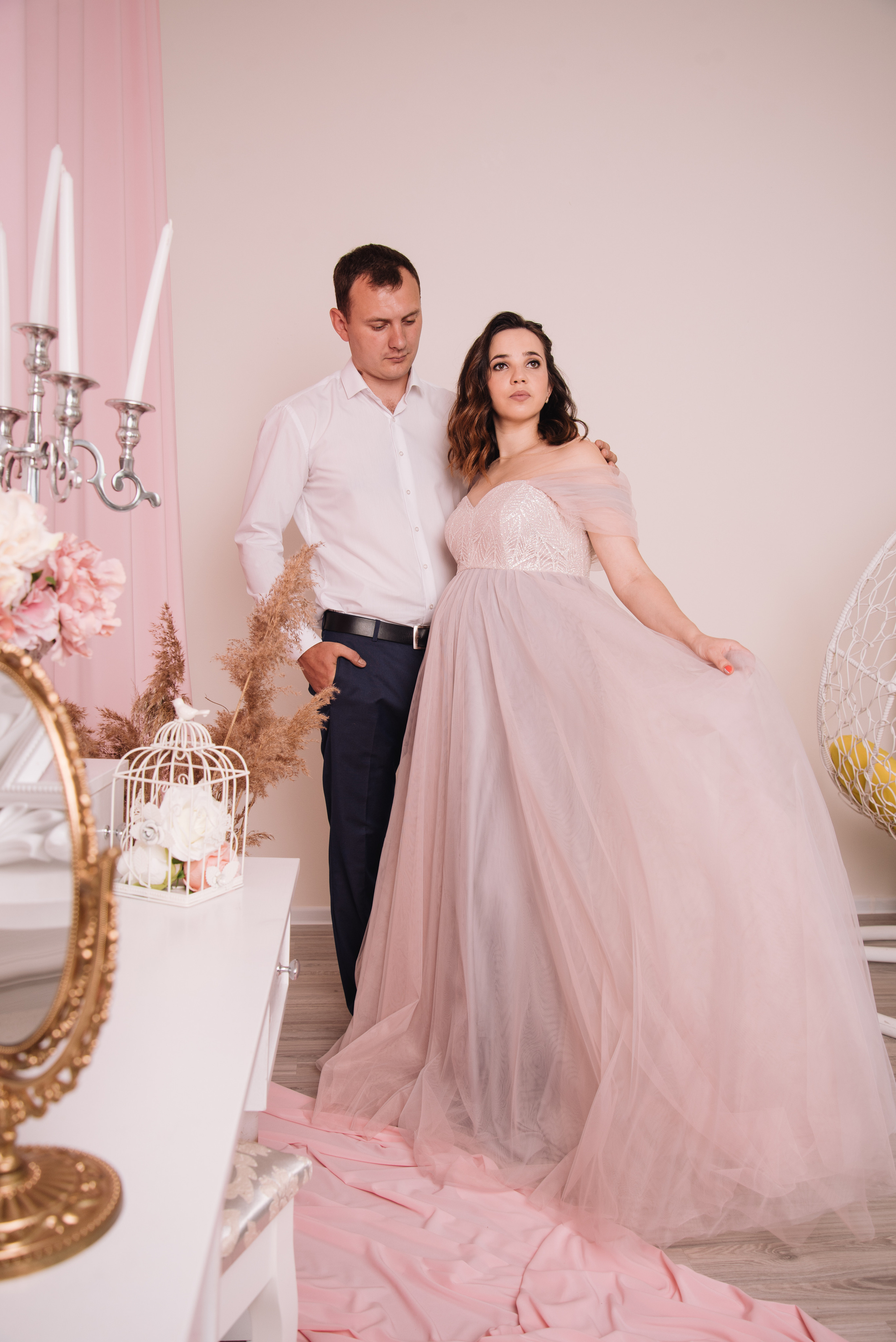 Фотосесія вагітності у студії. Фотограф Анастасія Залужна | Манхайм