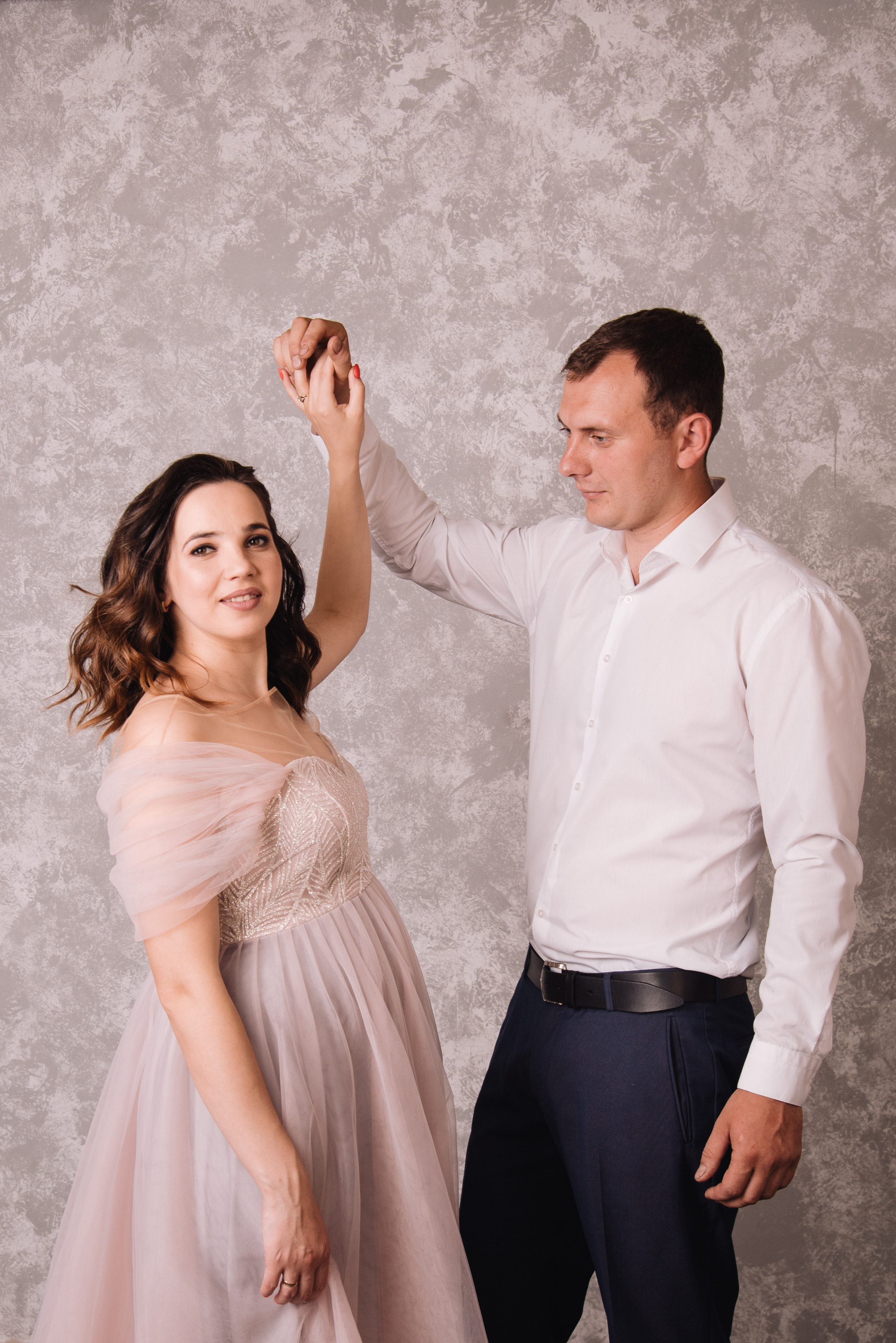 Фотосесія вагітності у студії. Фотограф Анастасія Залужна | Манхайм