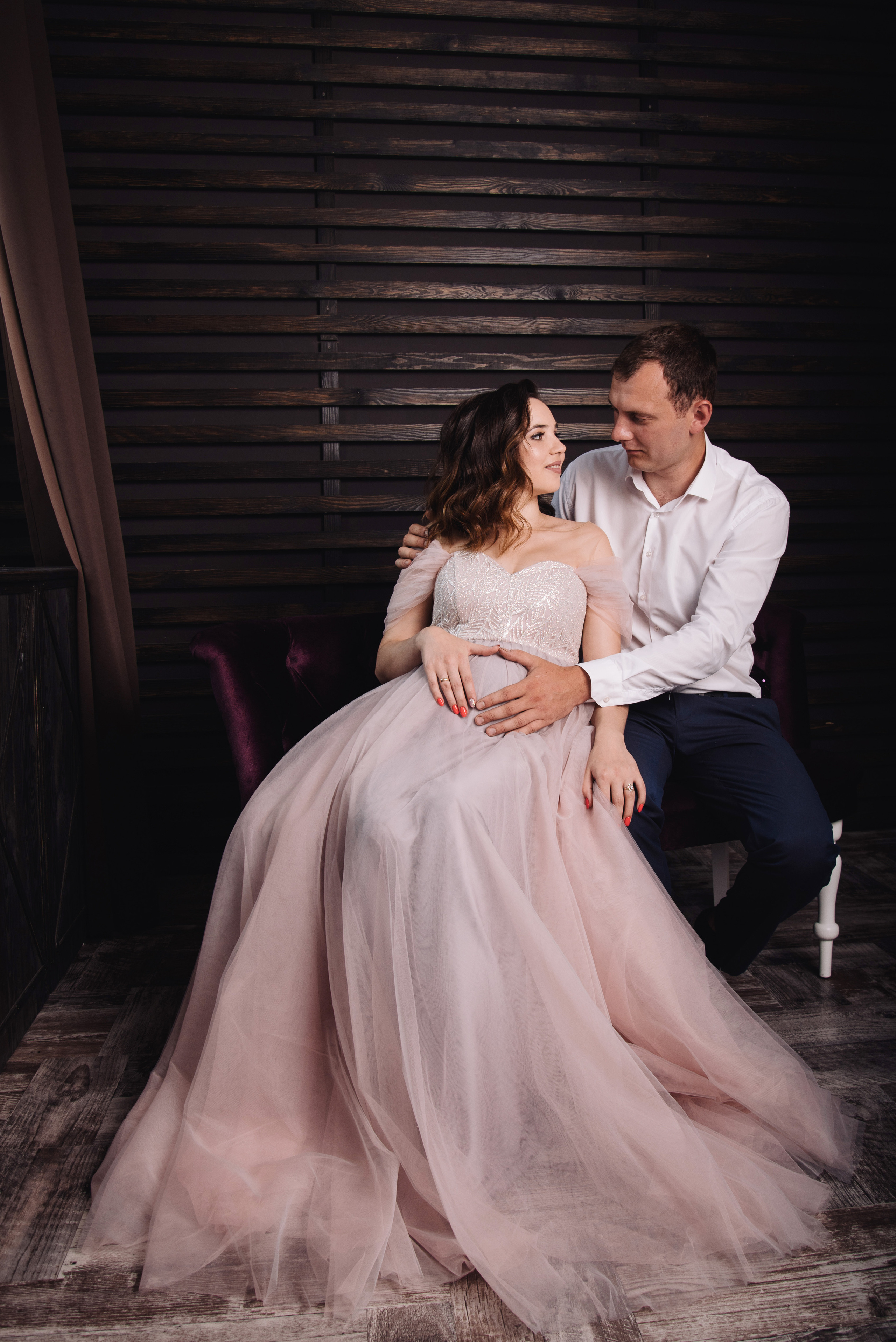 Фотосесія вагітності у студії. Фотограф Анастасія Залужна | Манхайм