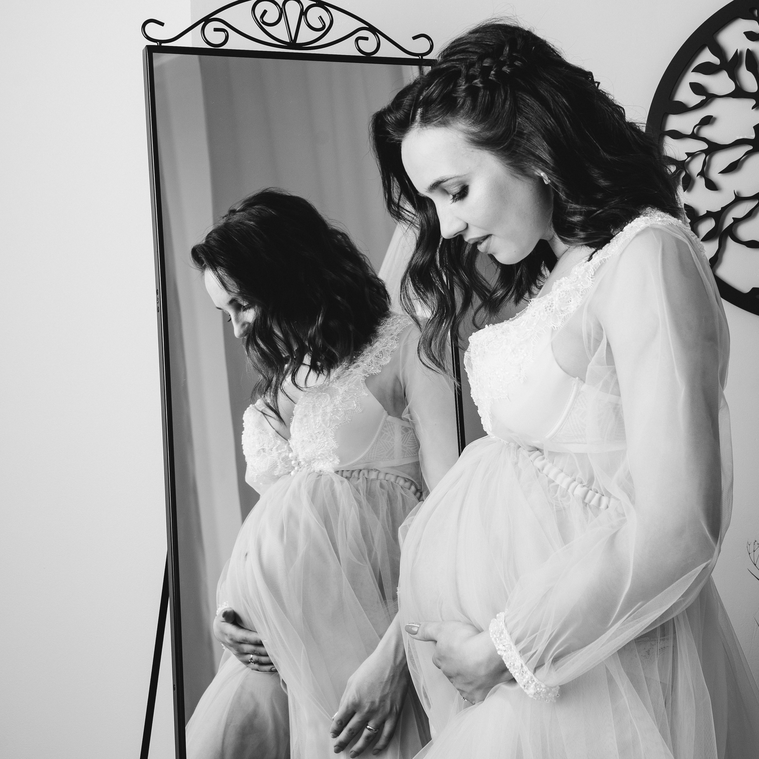 Фотосесія вагітності у студії. Фотограф Анастасія Залужна | Манхайм