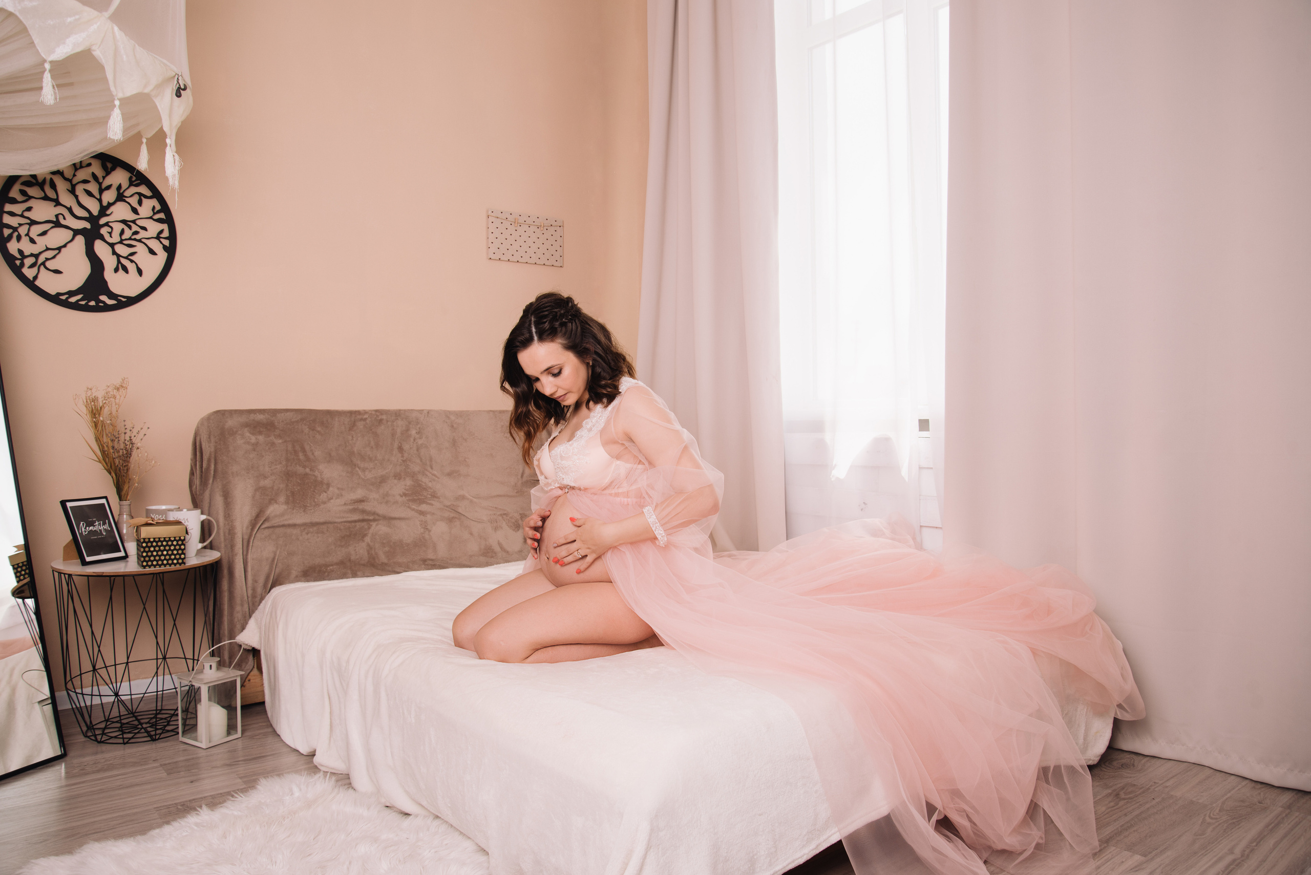 Фотосесія вагітності у студії. Фотограф Анастасія Залужна | Манхайм