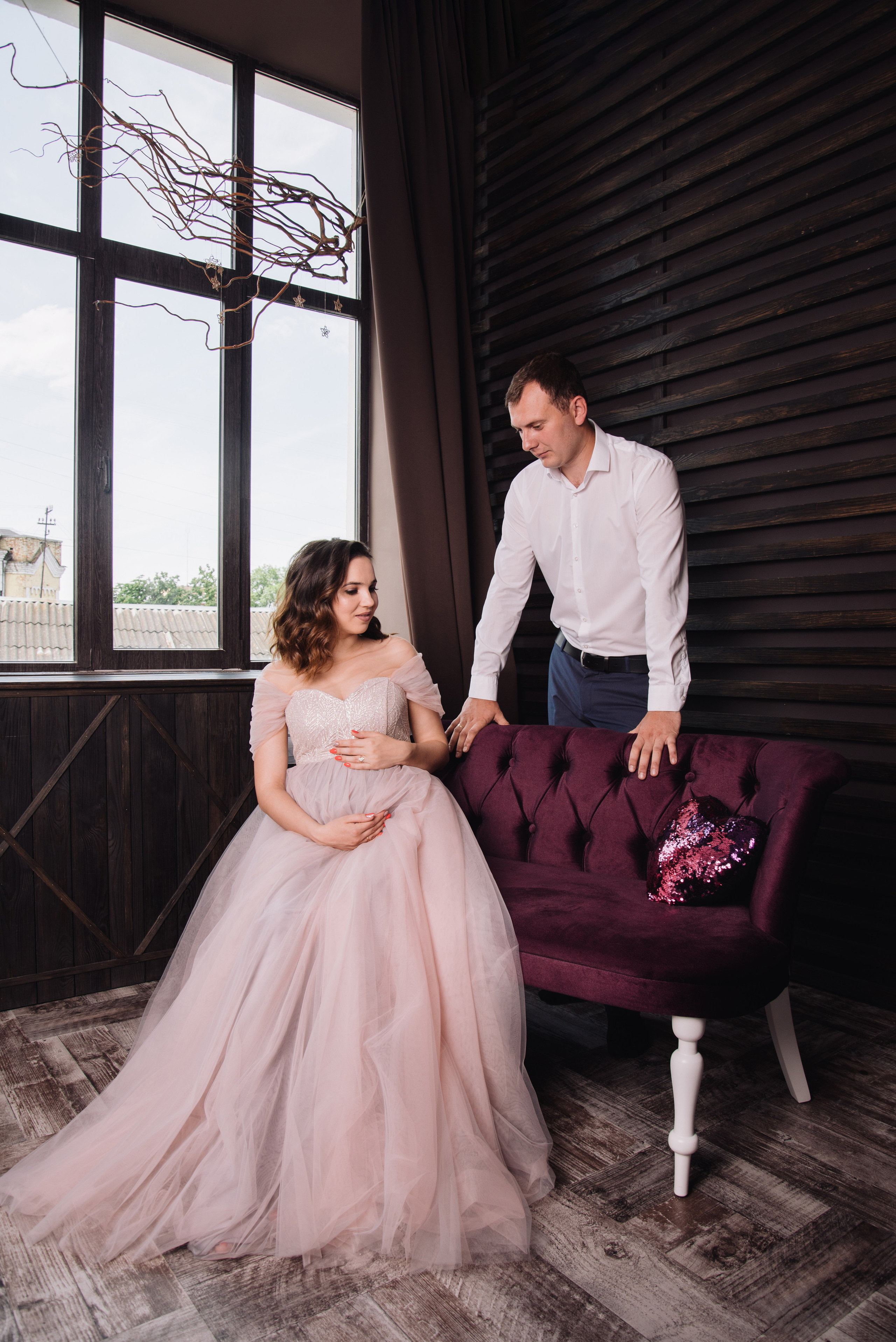 Фотосесія вагітності у студії. Фотограф Анастасія Залужна | Манхайм