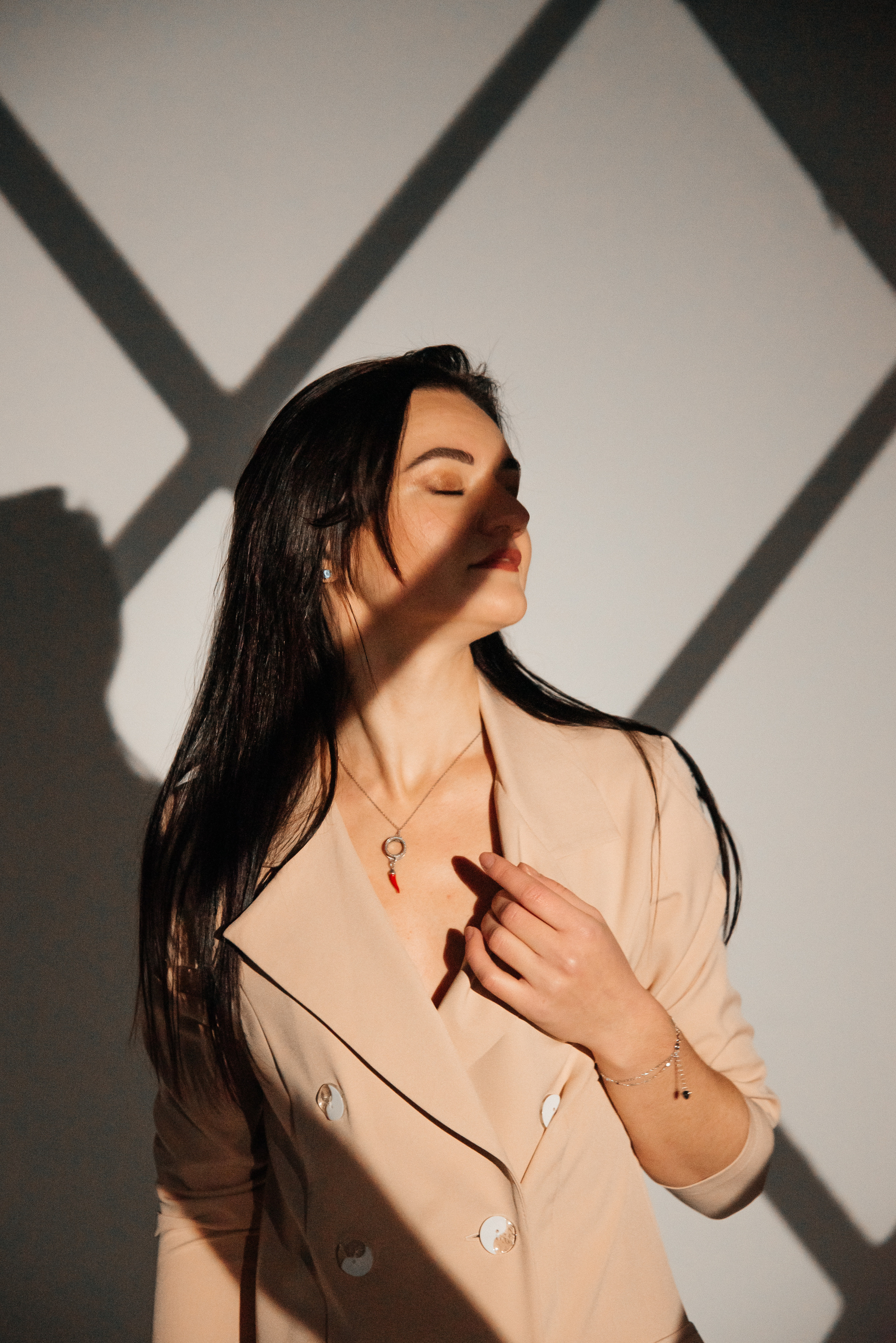 Фотосесія з масками гобо. Фотограф Анастасія Залужна | Манхайм