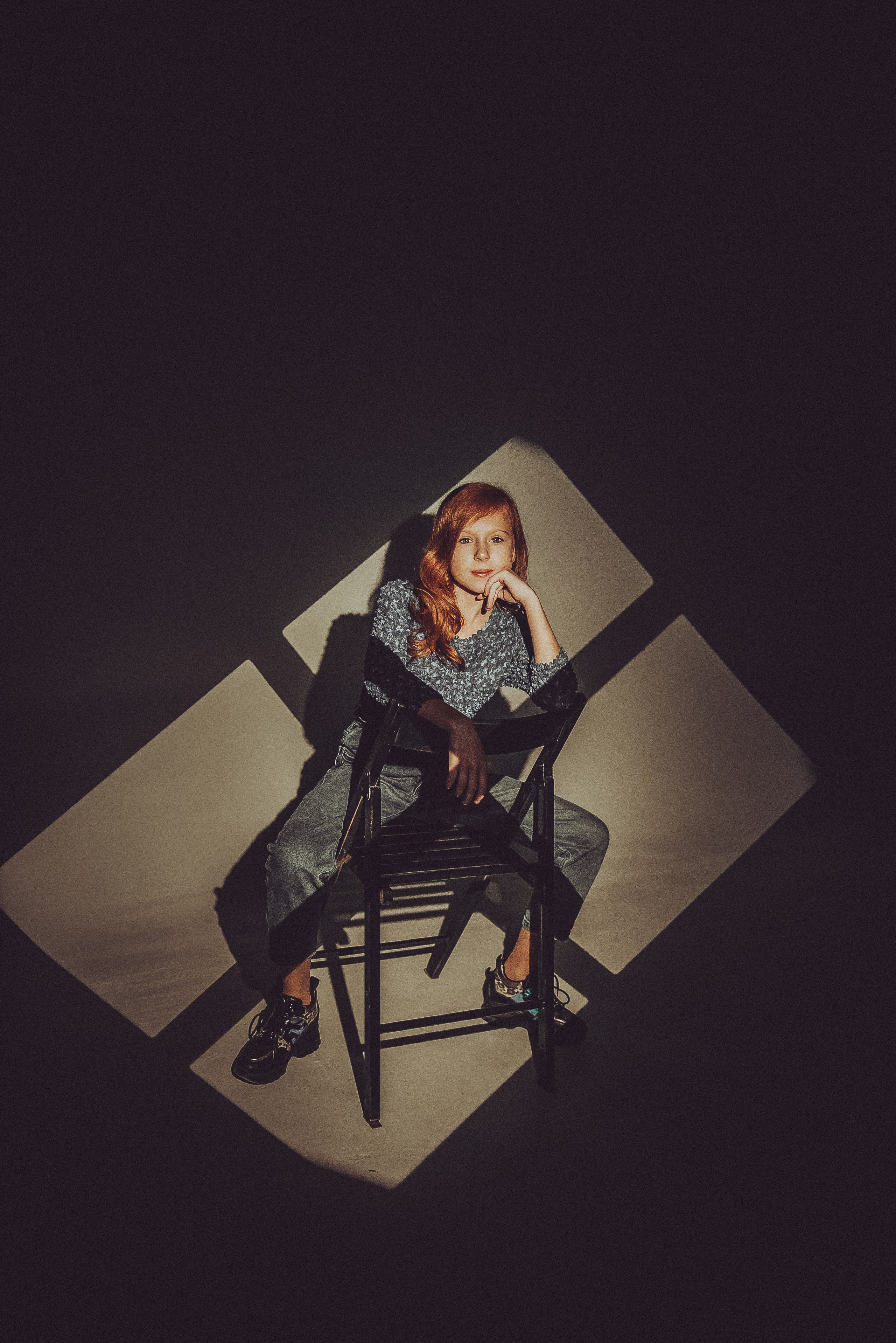 Фотосесія з масками гобо. Фотограф Анастасія Залужна | Манхайм