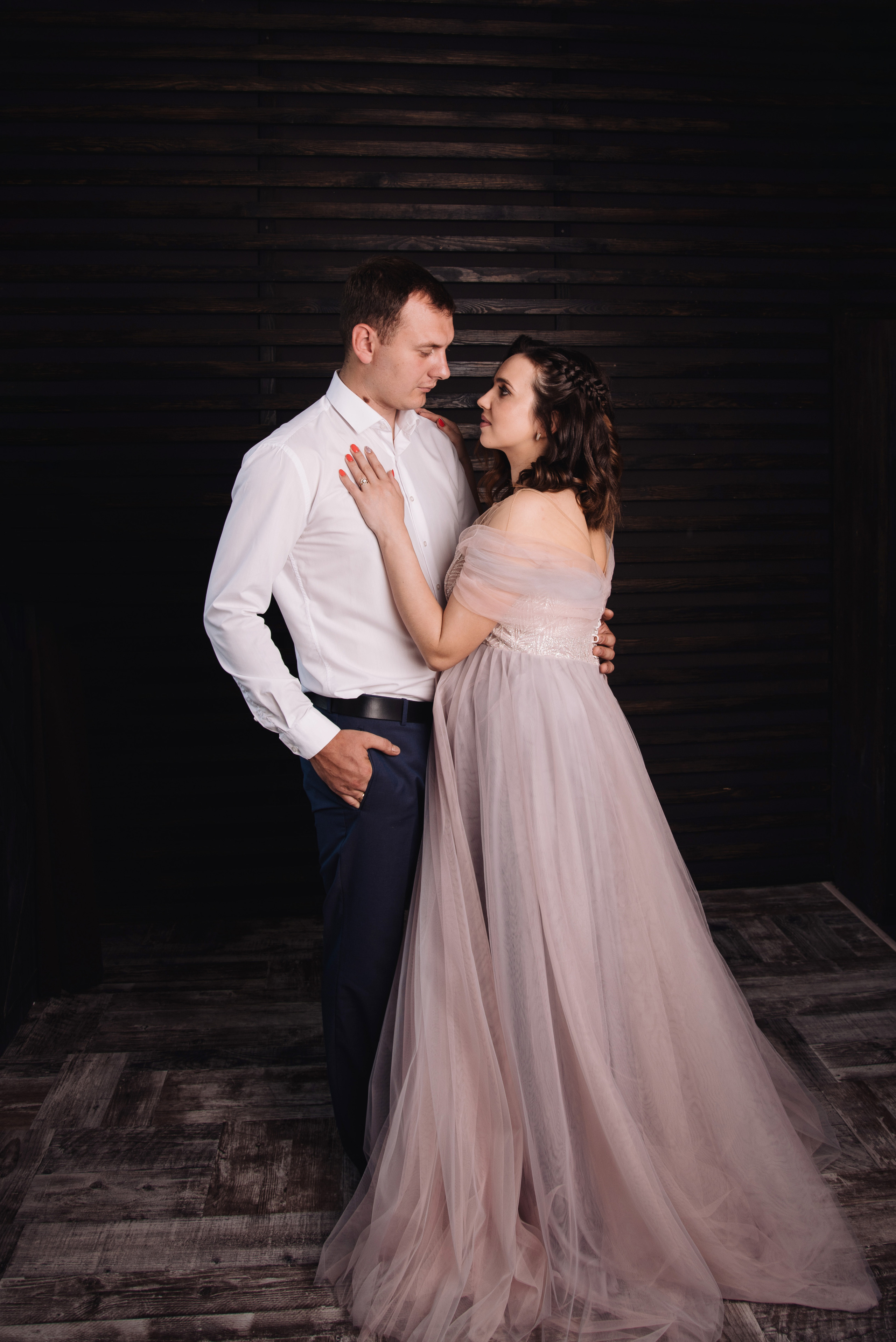 Фотосесія вагітності у студії. Фотограф Анастасія Залужна | Манхайм