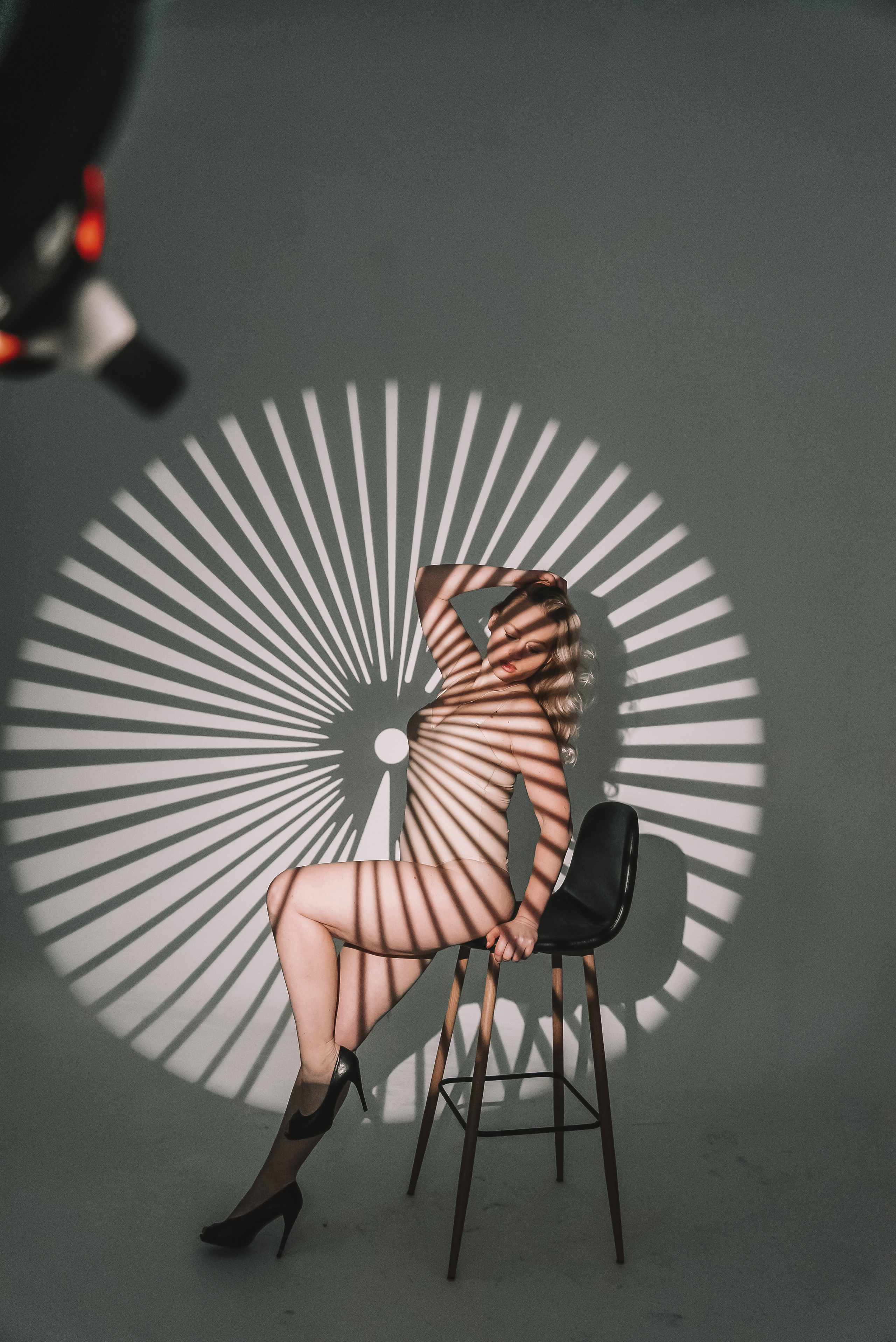 Фотосесія з масками гобо. Фотограф Анастасія Залужна | Манхайм