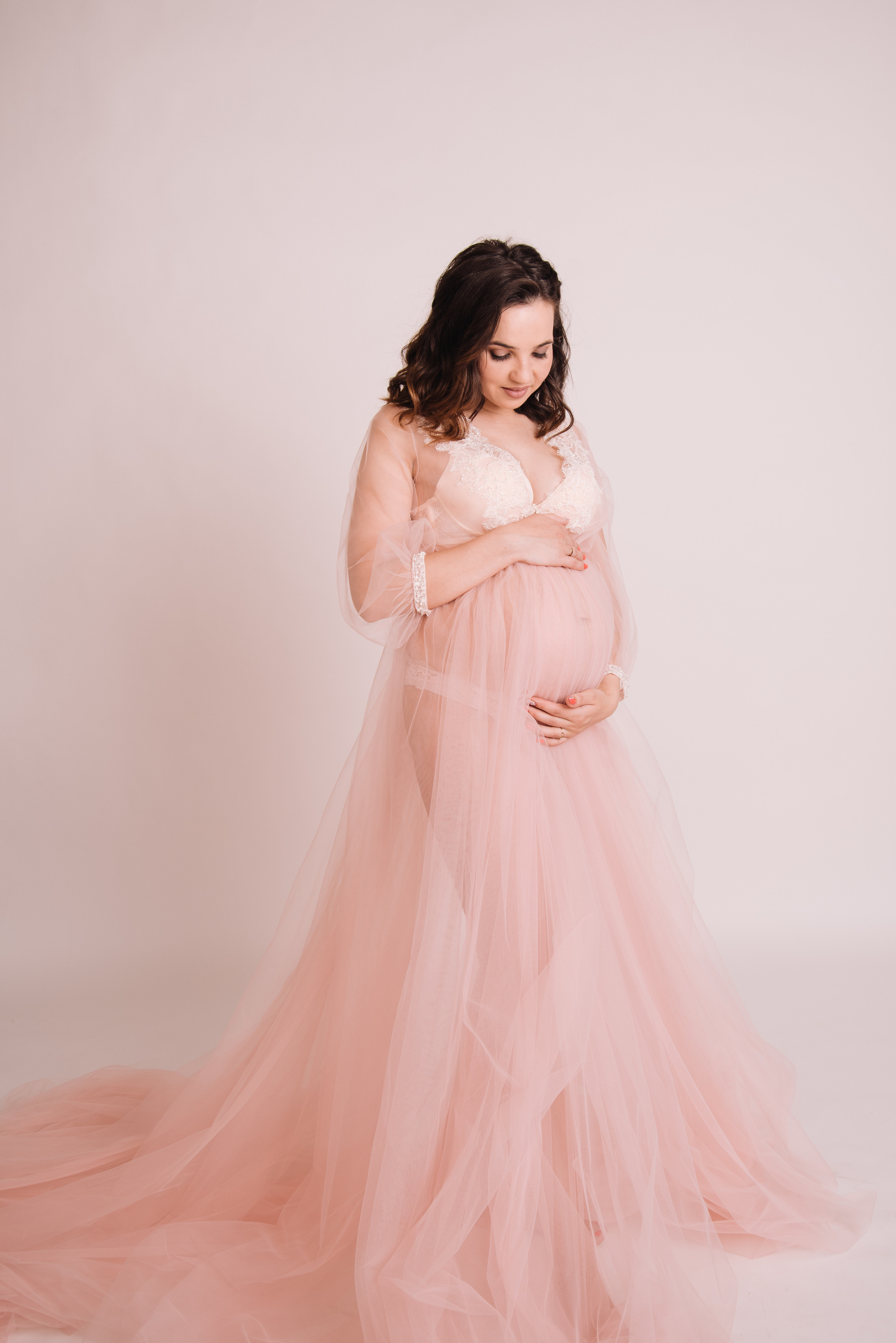 Фотосесія вагітності у студії. Фотограф Анастасія Залужна | Манхайм