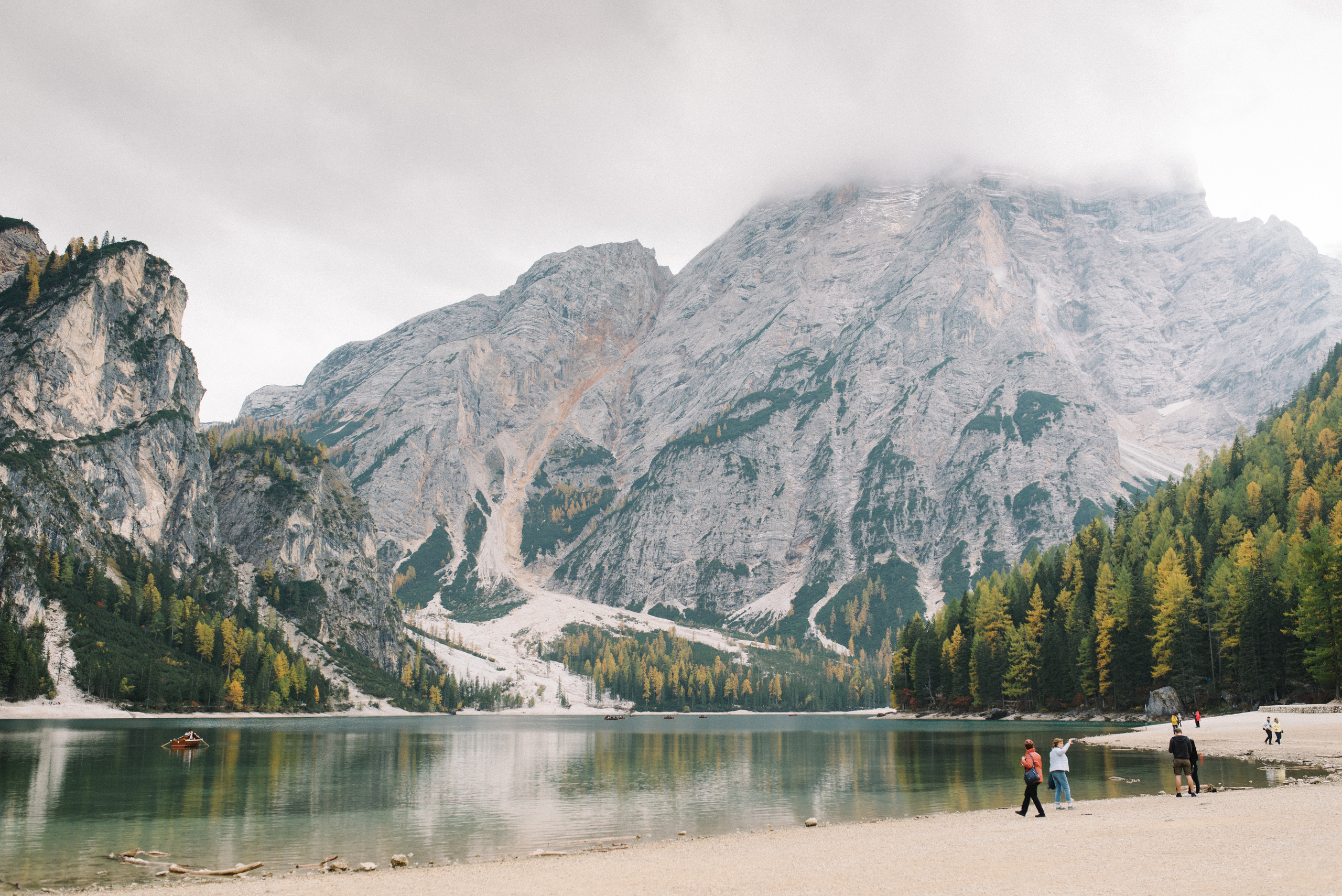 Lago di Braies Ninel & Stas. FOTOGRAF Ryzhykova Valentyna Kraków Polska