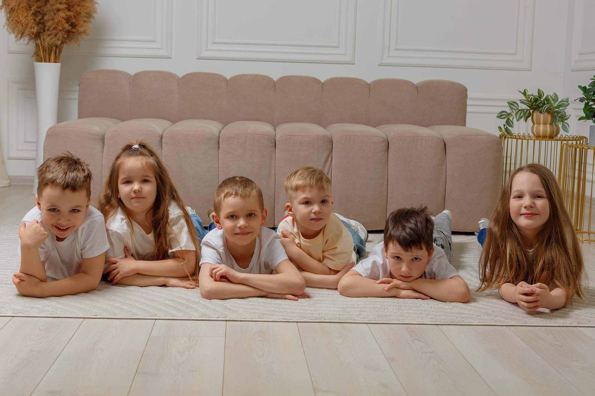 Віньєтка в космо стилі для дитячого садка Magic Kids у Чернівцях