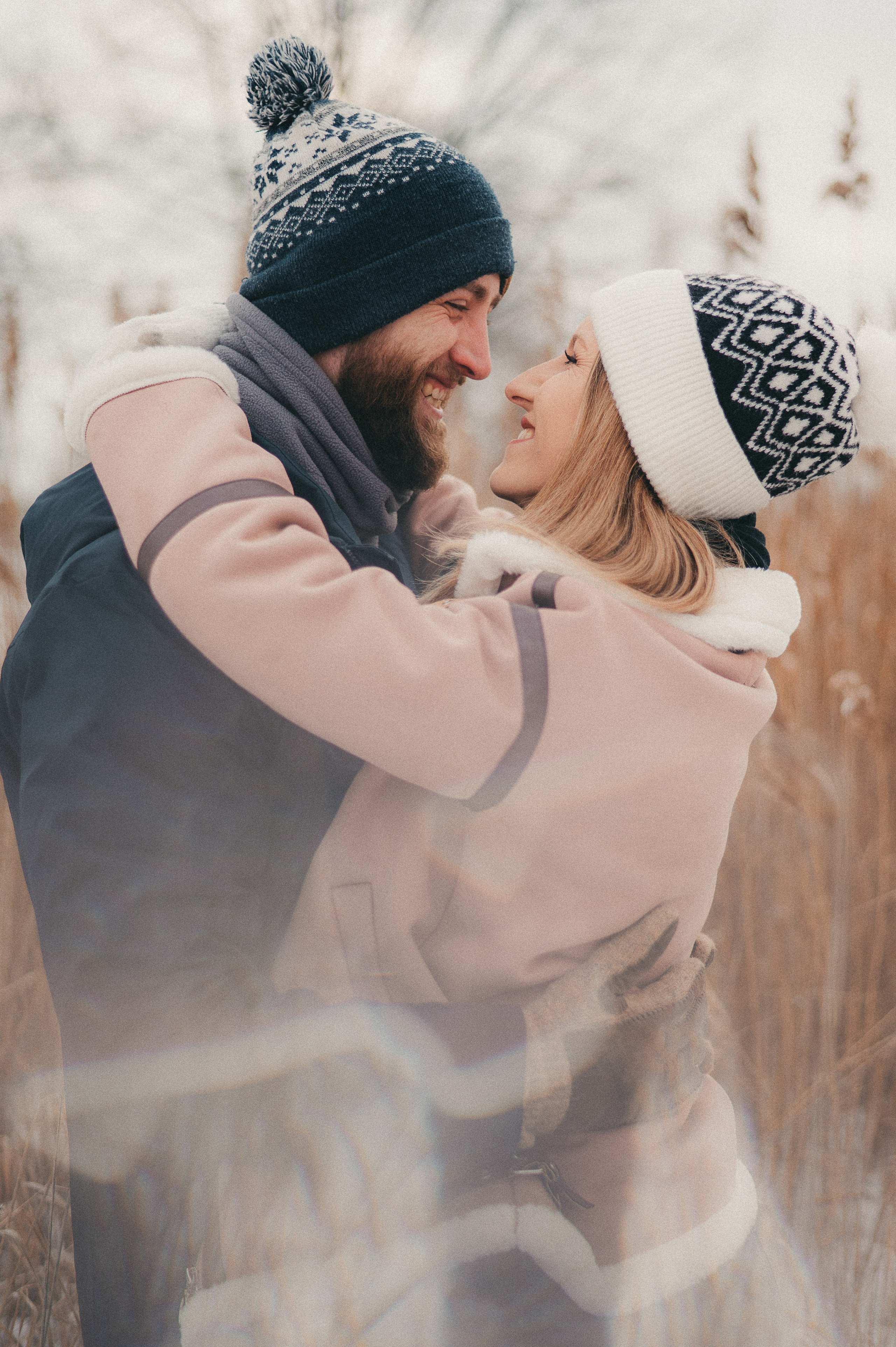 Kasia & Czarek - Sesja zimowa w Wołominie. Naturalnie pięknie - Klaudia Rowicka