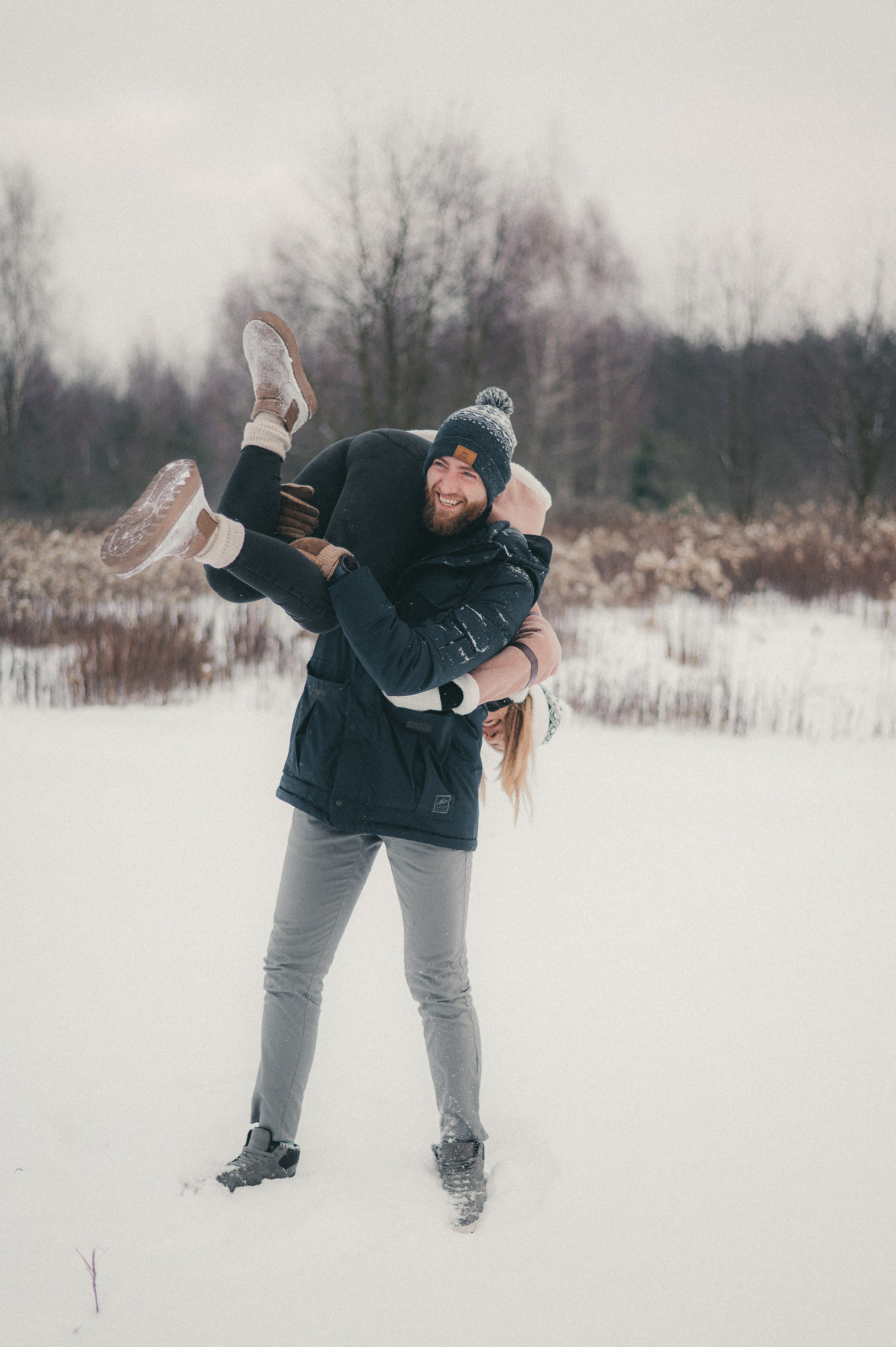 Kasia & Czarek - Sesja zimowa w Wołominie. Naturalnie pięknie - Klaudia Rowicka