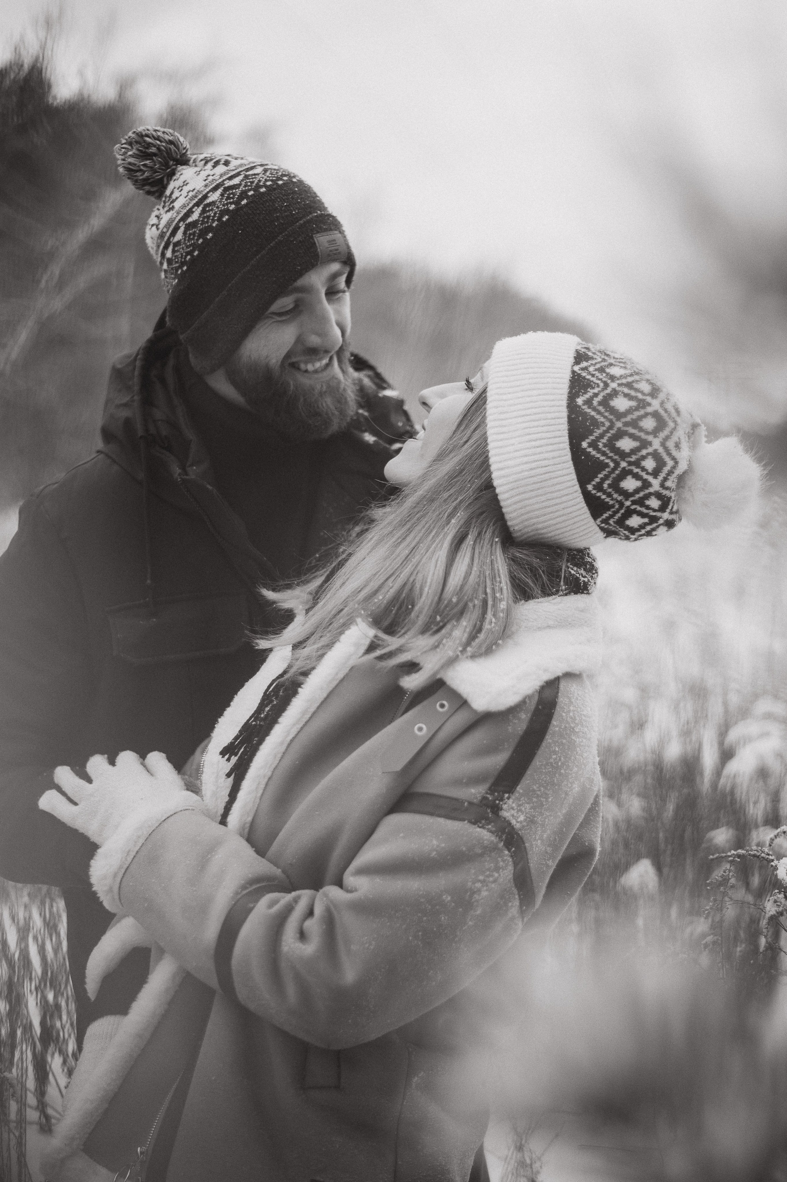 Kasia & Czarek - Sesja zimowa w Wołominie. Naturalnie pięknie - Klaudia Rowicka