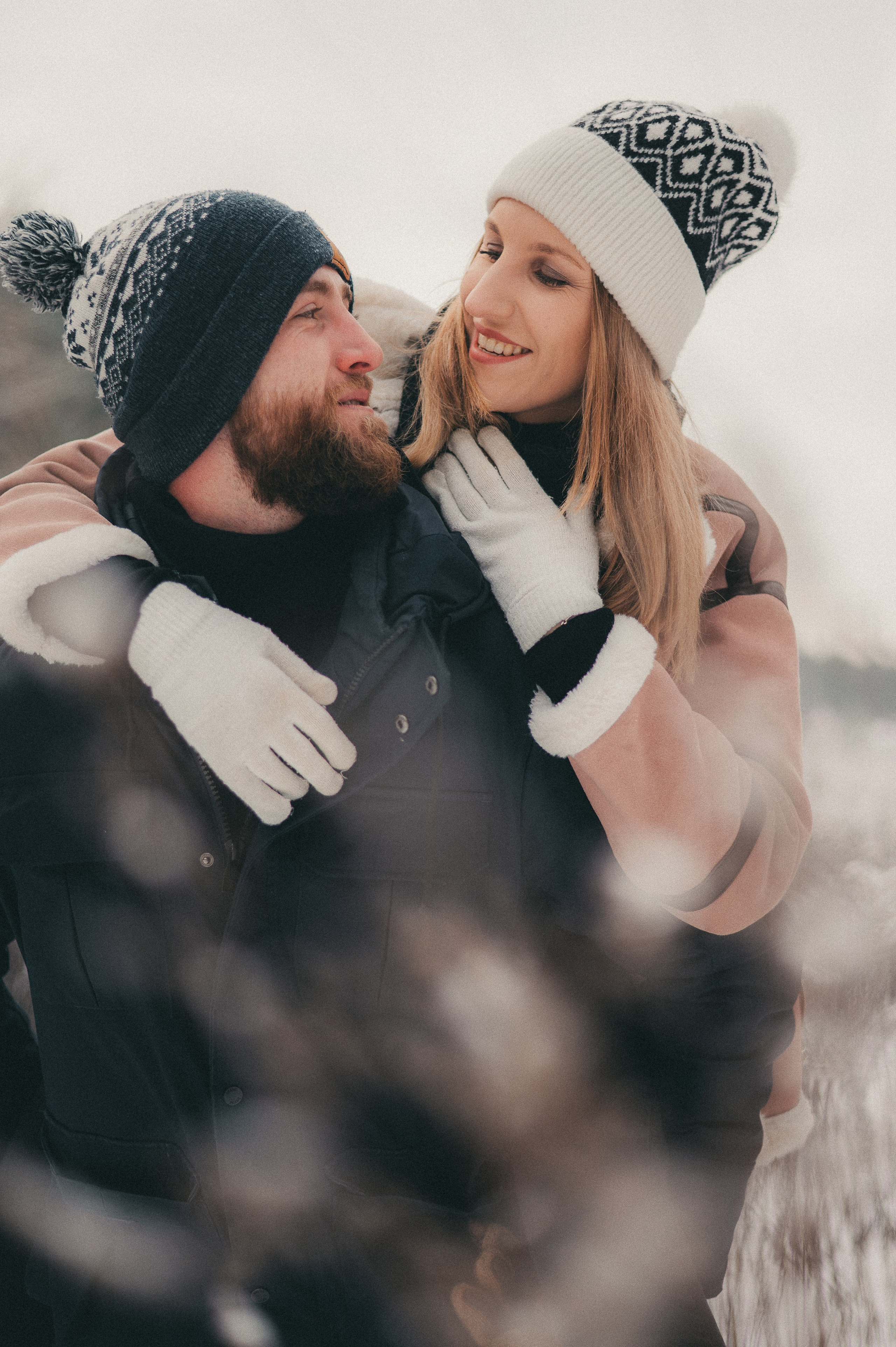 Kasia & Czarek - Sesja zimowa w Wołominie. Naturalnie pięknie - Klaudia Rowicka