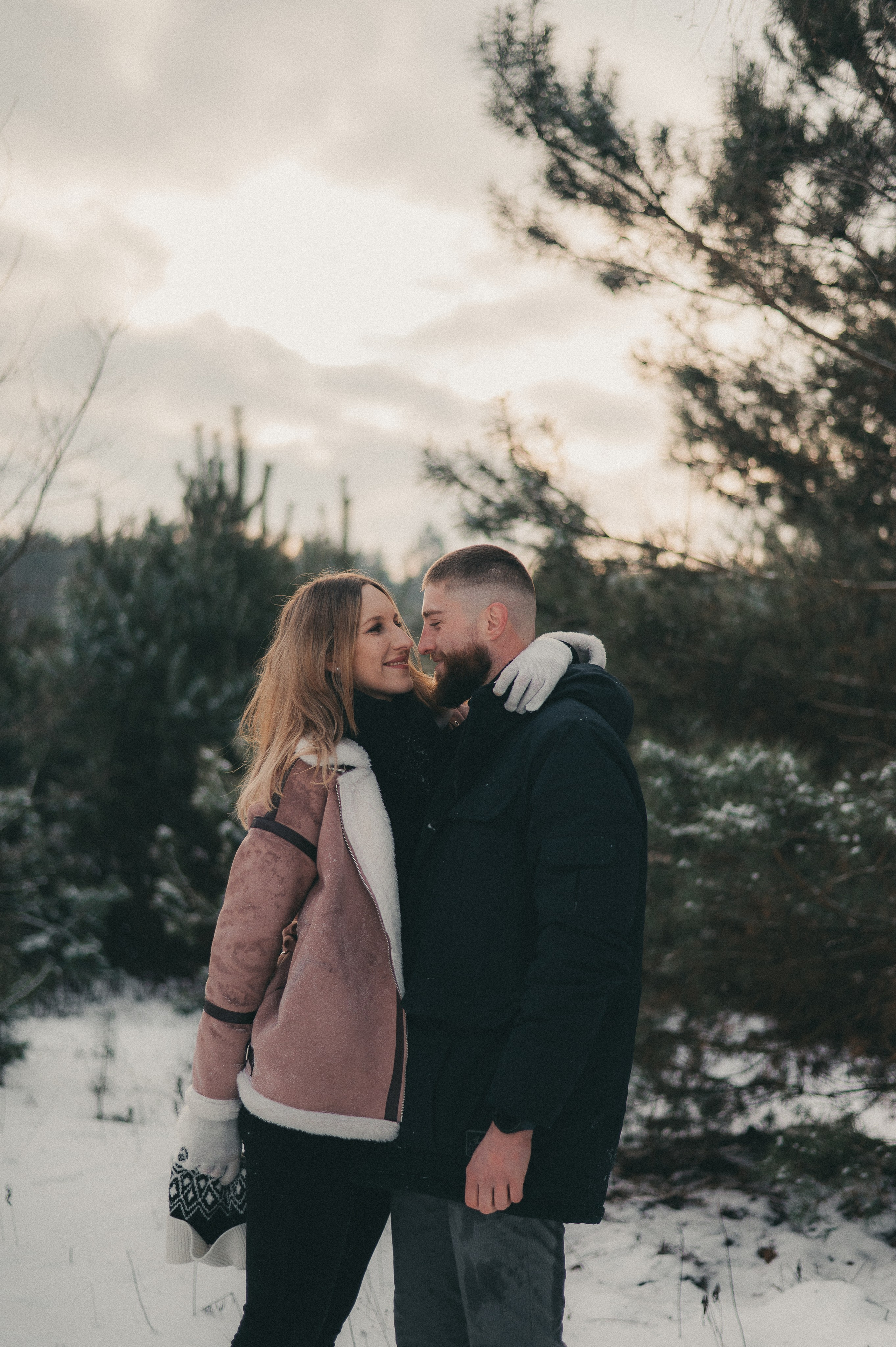 Kasia & Czarek - Sesja zimowa w Wołominie. Naturalnie pięknie - Klaudia Rowicka